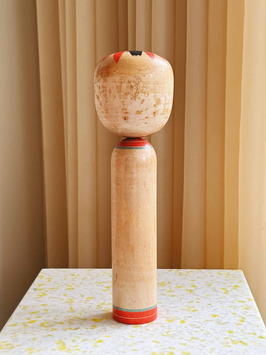 Vintage Kokeshi Dukke Nr. 192 fra Japan – Håndlavet | H31 cm Studio Hafnia