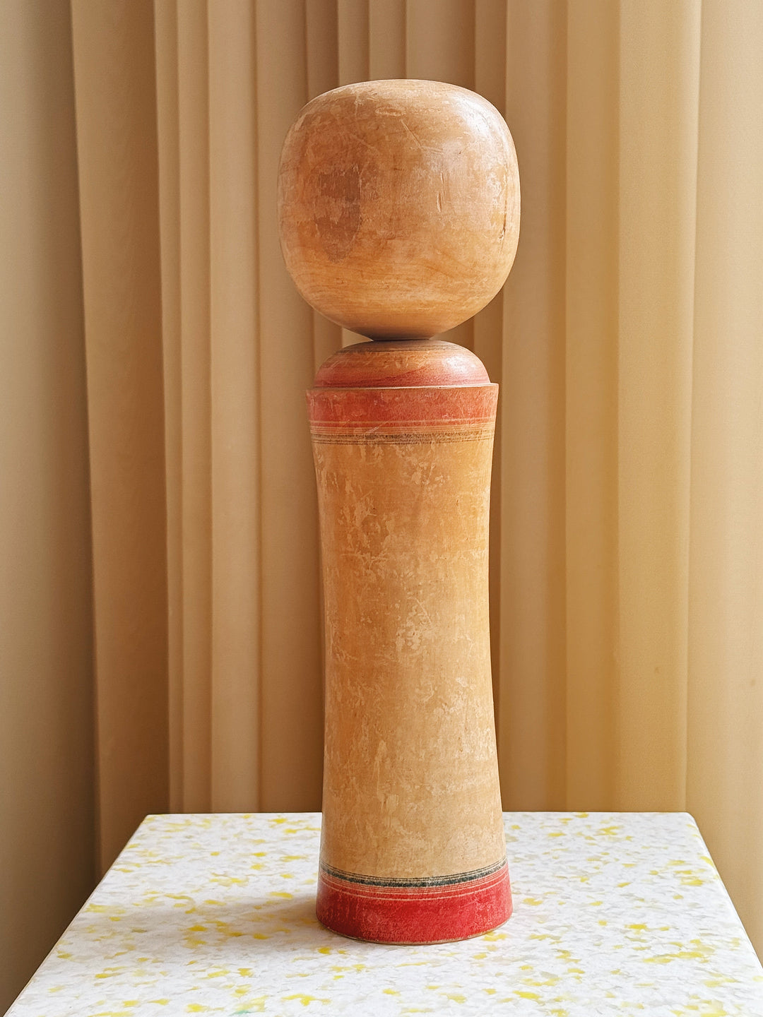 Vintage Kokeshi Dukke Nr. 216 fra Japan – Håndlavet | H36,5 cm Studio Hafnia