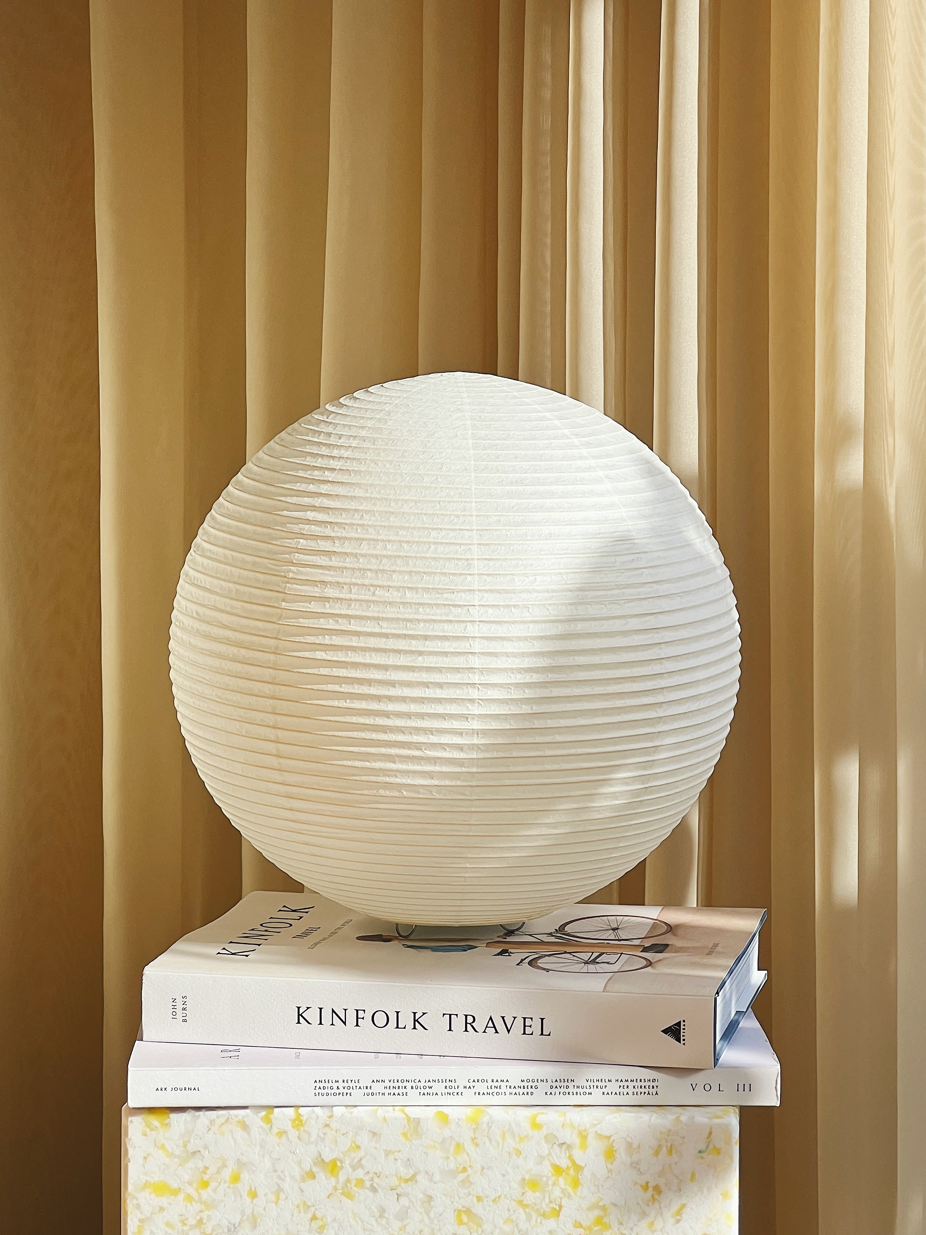 Shigeru Uchida Washi Lighting Paper Moon PM05 Bordlampe Studio Hafnia