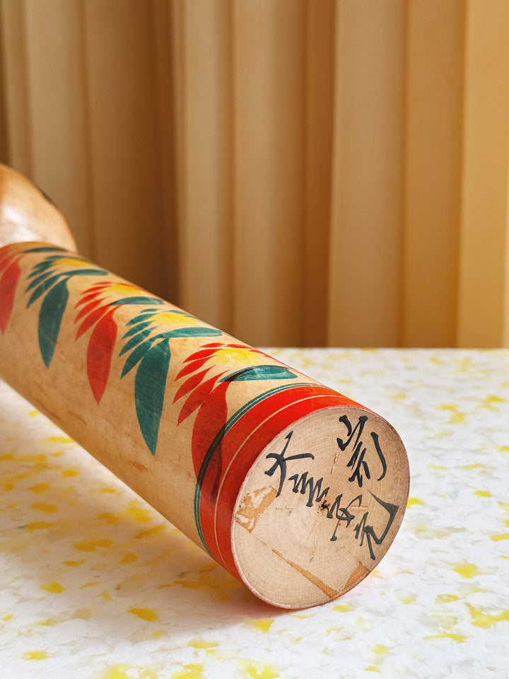 Vintage Kokeshi Dukke Nr. 192 fra Japan – Håndlavet | H31 cm Studio Hafnia