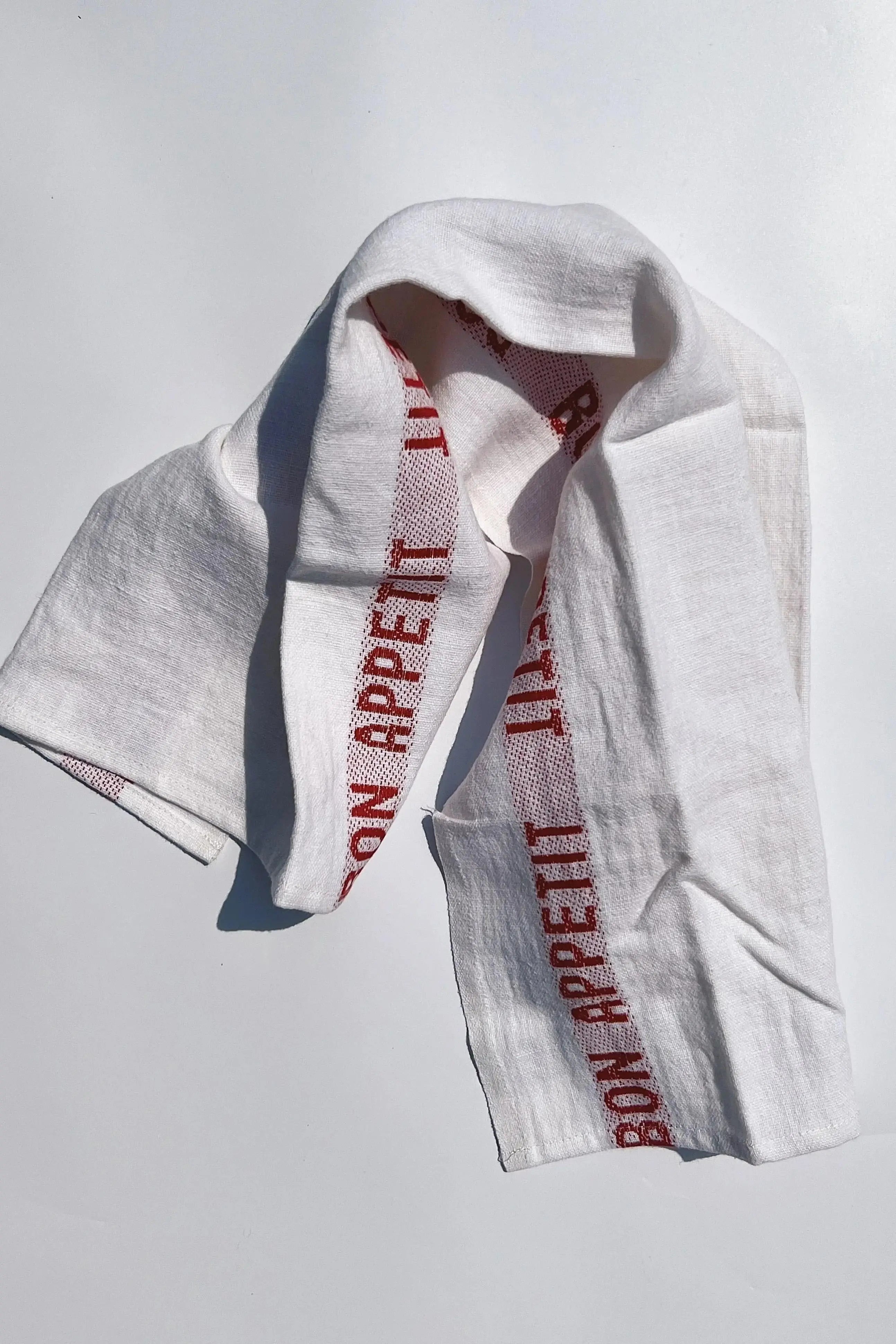 Charvet Éditions Bon Appetit viskestykke | Hvid med rød skrift Charvet Éditions