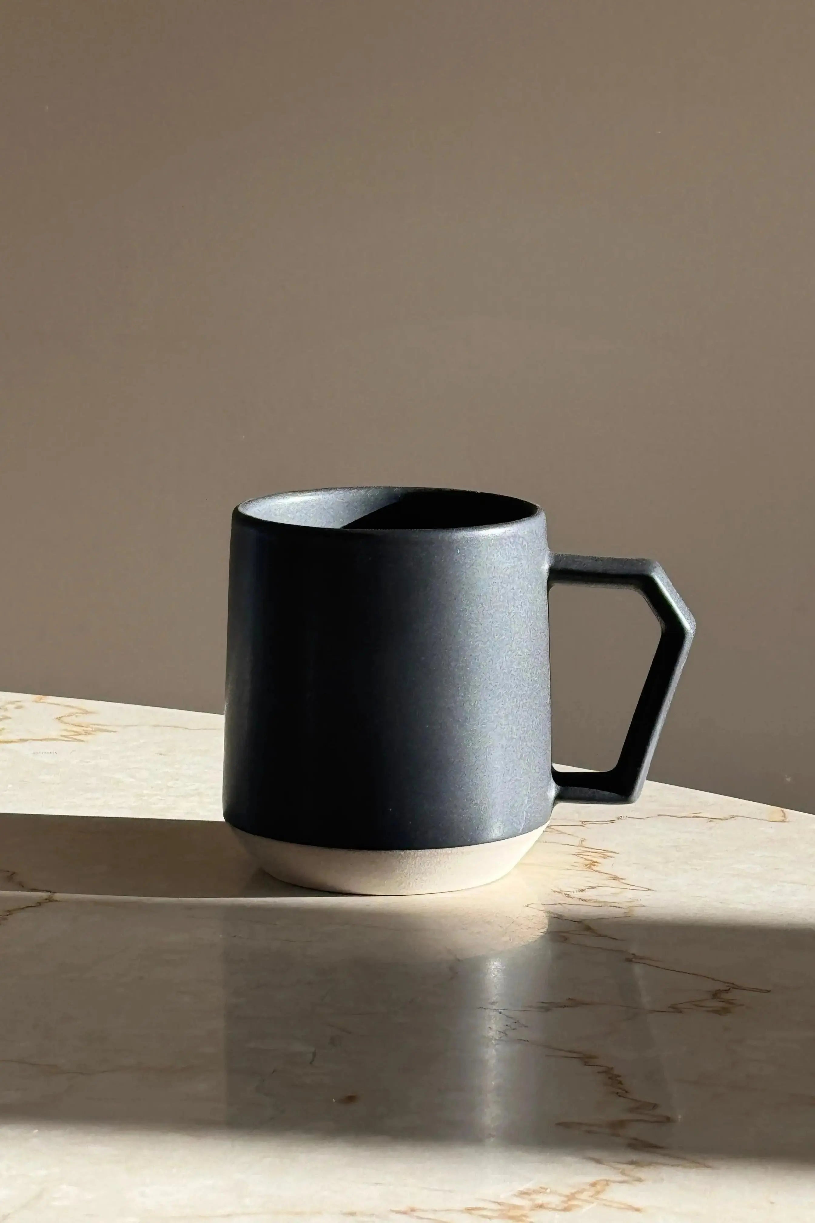 Chips Japan Krus | Mat Sort med lysegrå bund 380 ml Chips Japan