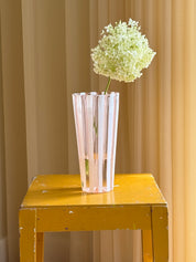 Mundblæst Murano Vase i Glas | Opal Hvid og Lys Pink Striber Murano