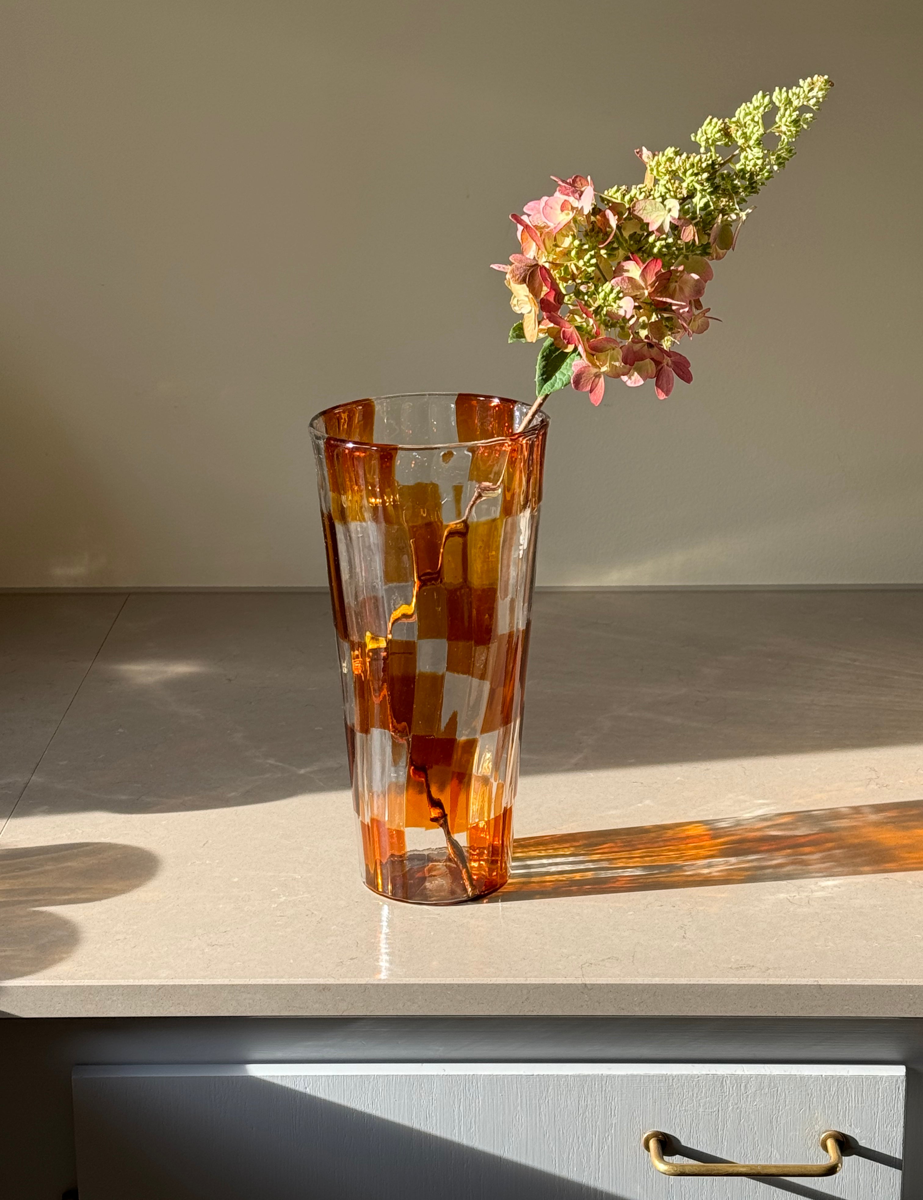 Håndblæst Murano Vase i Glas med Skaktern i topasfarvet (gylden gul) Murano