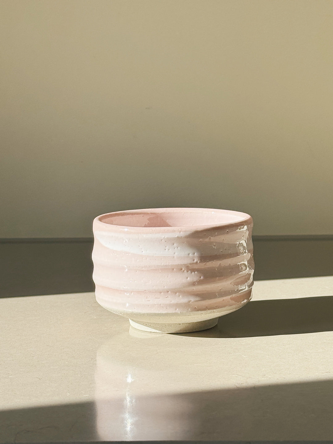 Matchaskål i Rosa Keramik | Mino Ware fra Japan – Ø 11 cm Studio Hafnia
