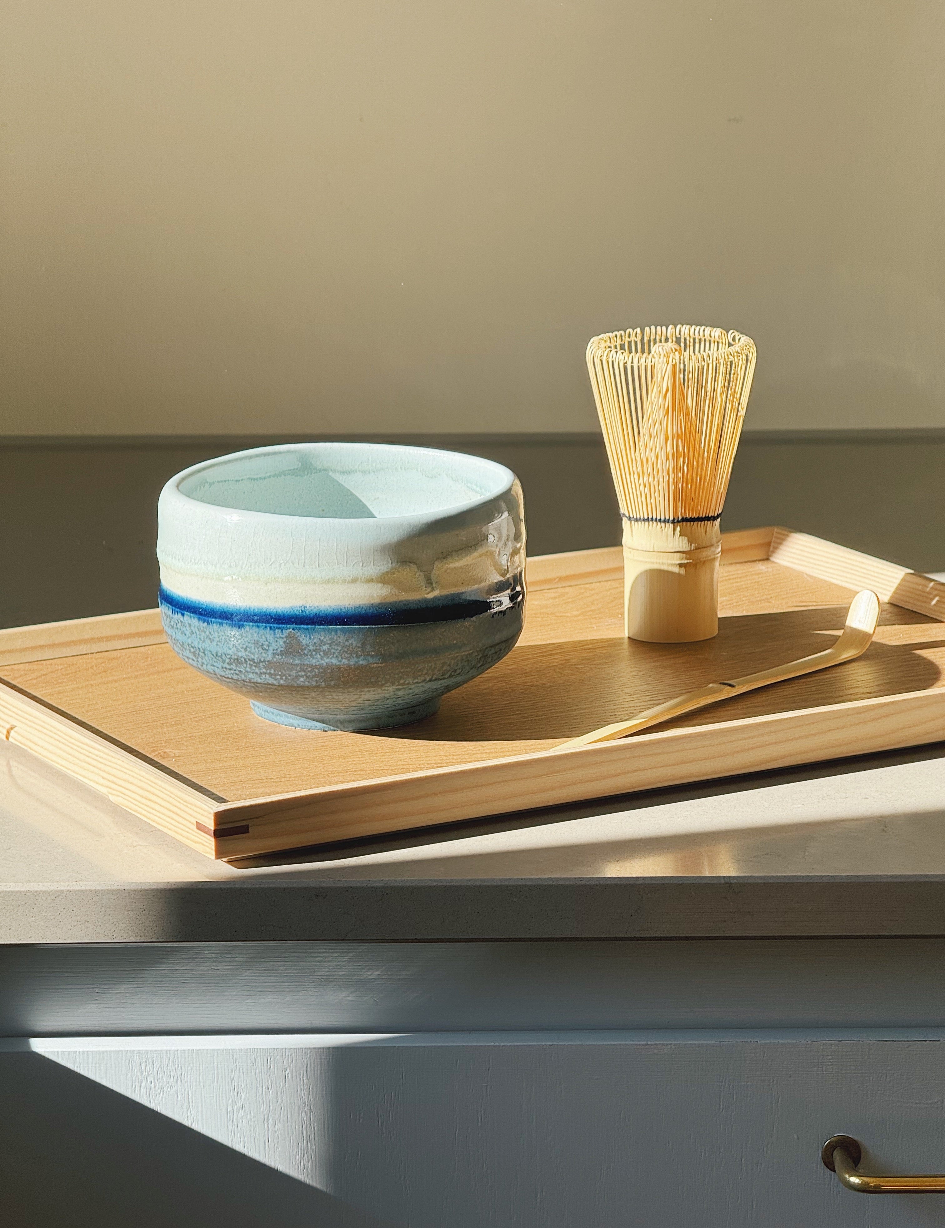 Japansk Matcha Skål i Keramik – Lyseblå & Mørkeblå Studio Hafnia