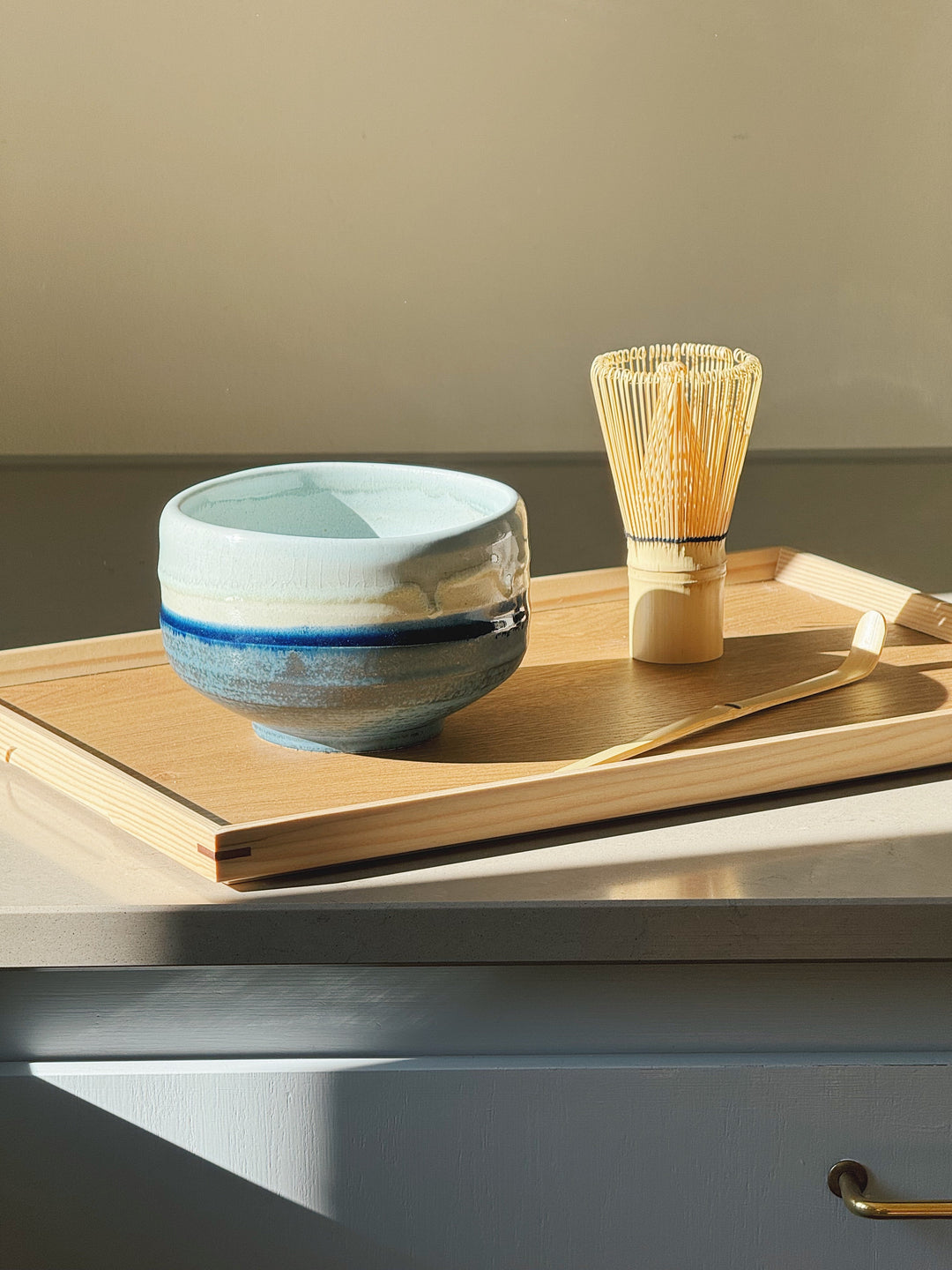 Japansk Matcha Skål i Keramik – Lyseblå & Mørkeblå Studio Hafnia