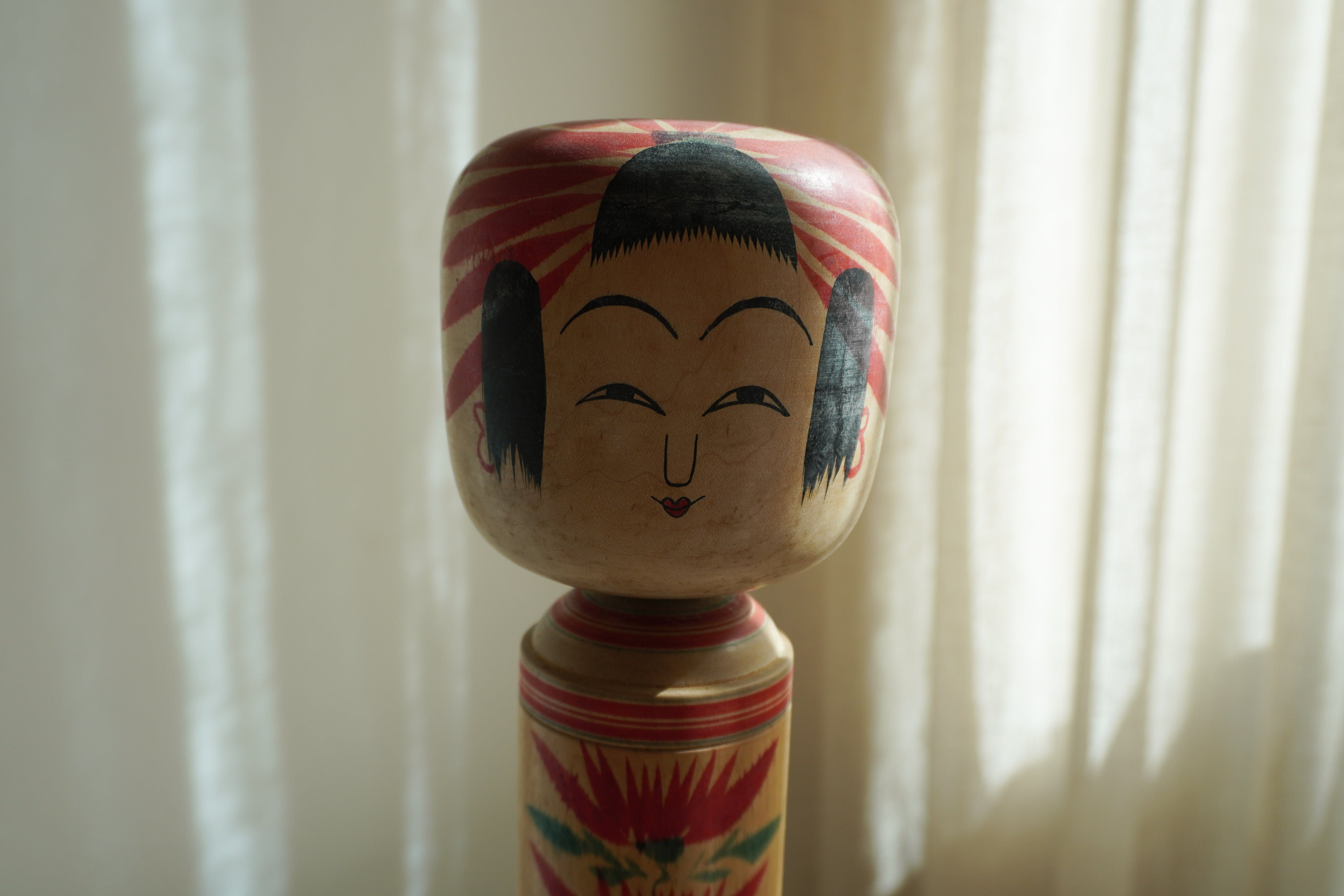 Vintage Kokeshi Dukke Nr. 245 fra Japan – Håndlavet | H 38 cm
