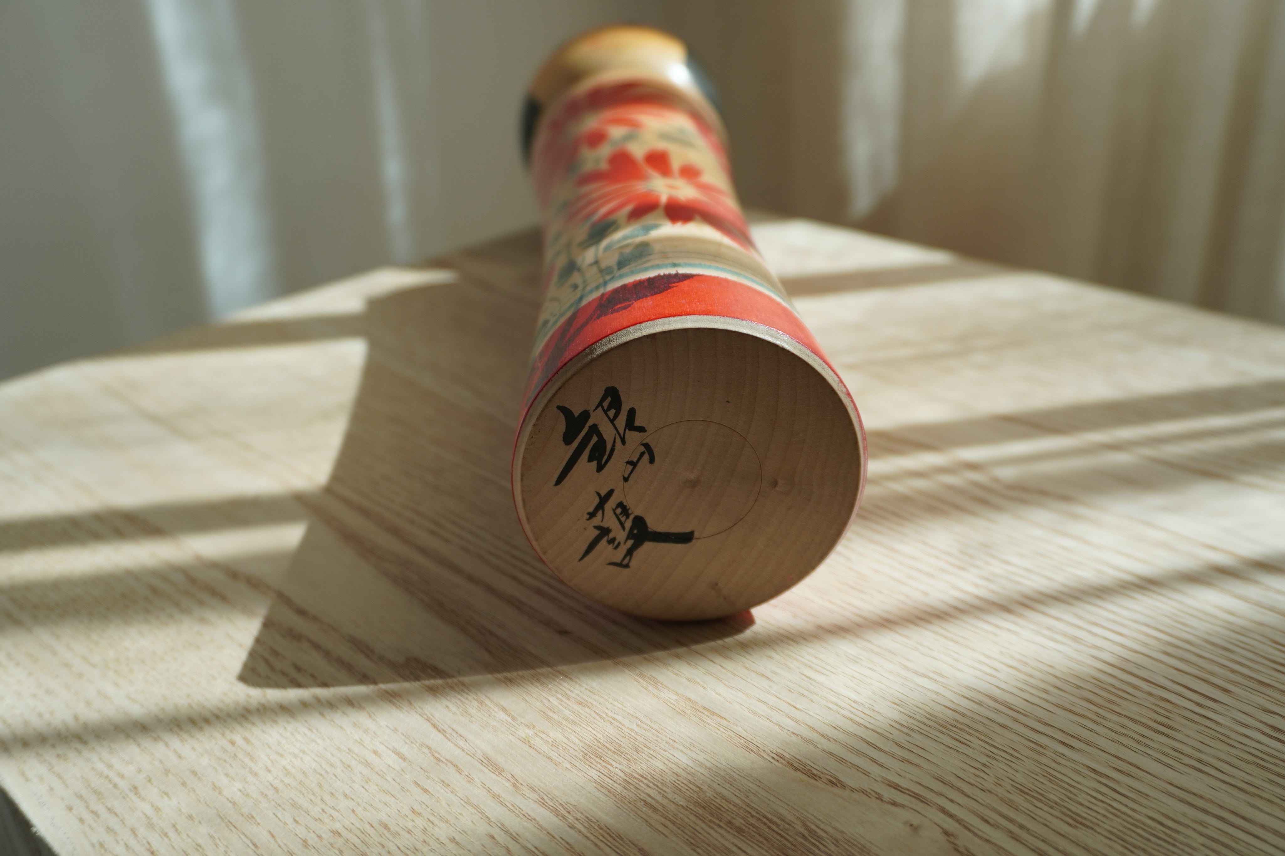 Vintage Kokeshi Dukke Nr. 244 fra Japan – Håndlavet | H 36 cm