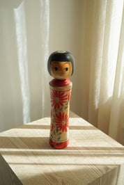 Vintage Kokeshi Dukke Nr. 244 fra Japan – Håndlavet | H 36 cm