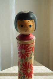 Vintage Kokeshi Dukke Nr. 244 fra Japan – Håndlavet | H 36 cm