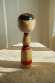 Vintage Kokeshi Dukke Nr. 260 fra Japan – Håndlavet | H 24,5 cm