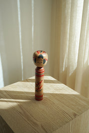 Vintage Kokeshi Dukke Nr. 259 fra Japan – Håndlavet | H 25 cm