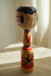 Vintage Kokeshi Dukke Nr. 260 fra Japan – Håndlavet | H 24,5 cm