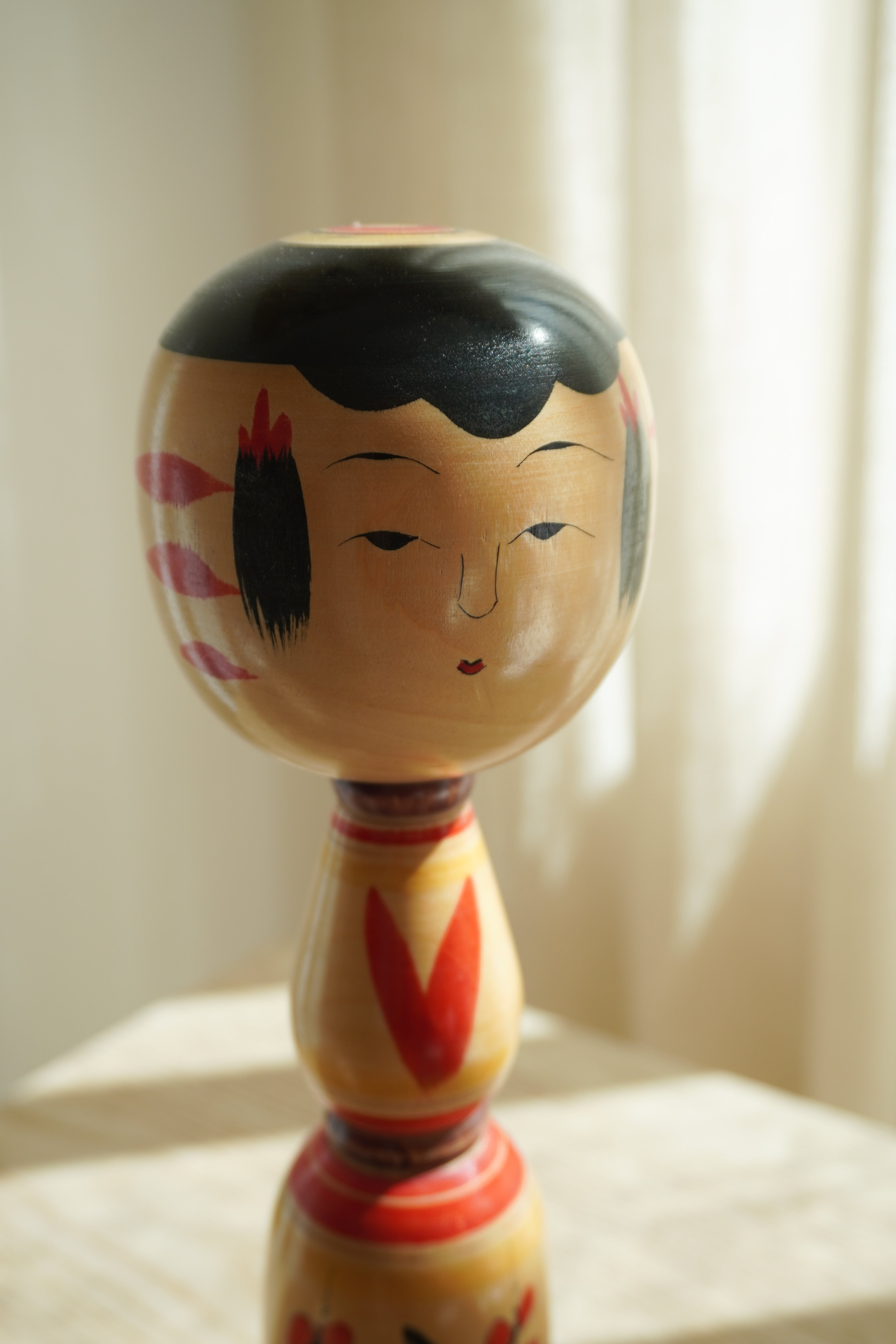 Vintage Kokeshi Dukke Nr. 260 fra Japan – Håndlavet | H 24,5 cm