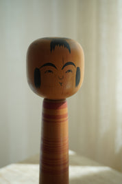 Vintage Kokeshi Dukke Nr. 258 fra Japan – Håndlavet | H 24 cm