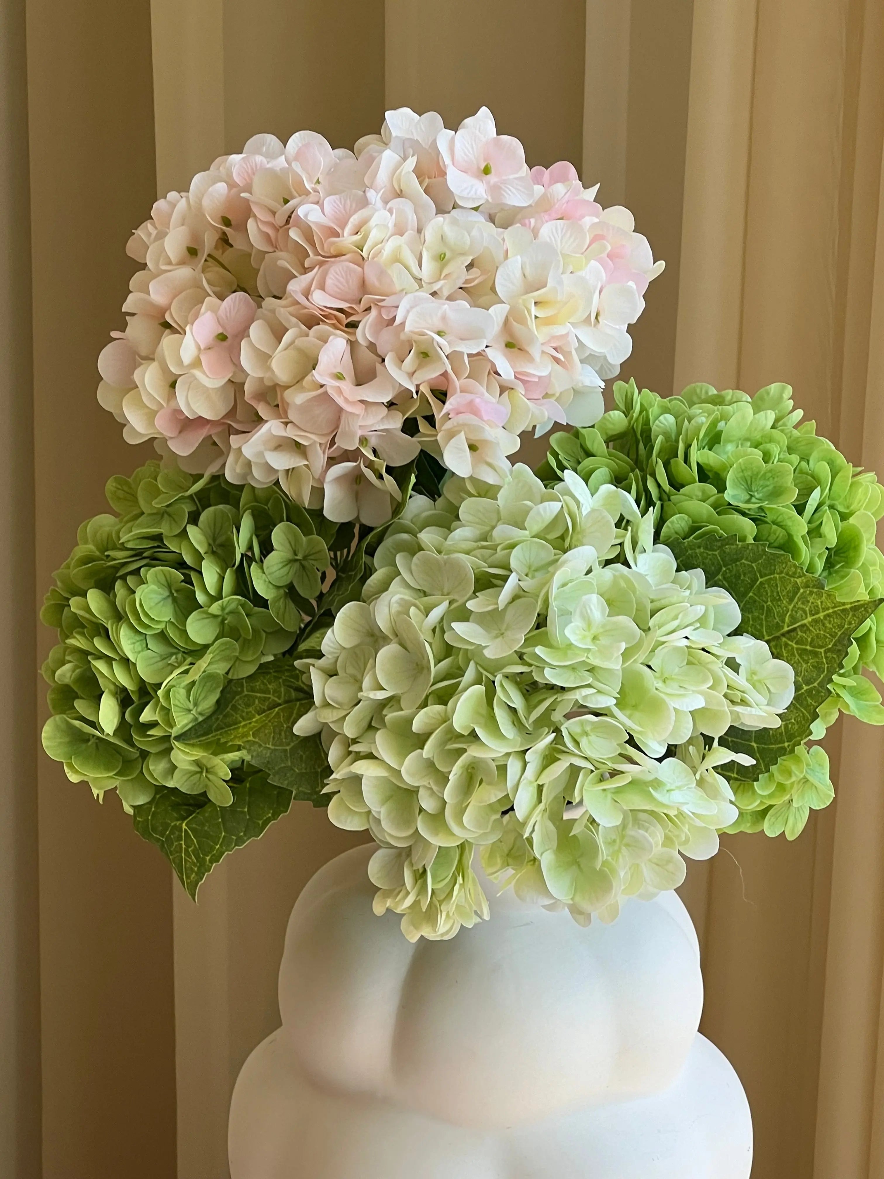 Delicate Hydrangea Harmony Bouquet Studio Hafnia
