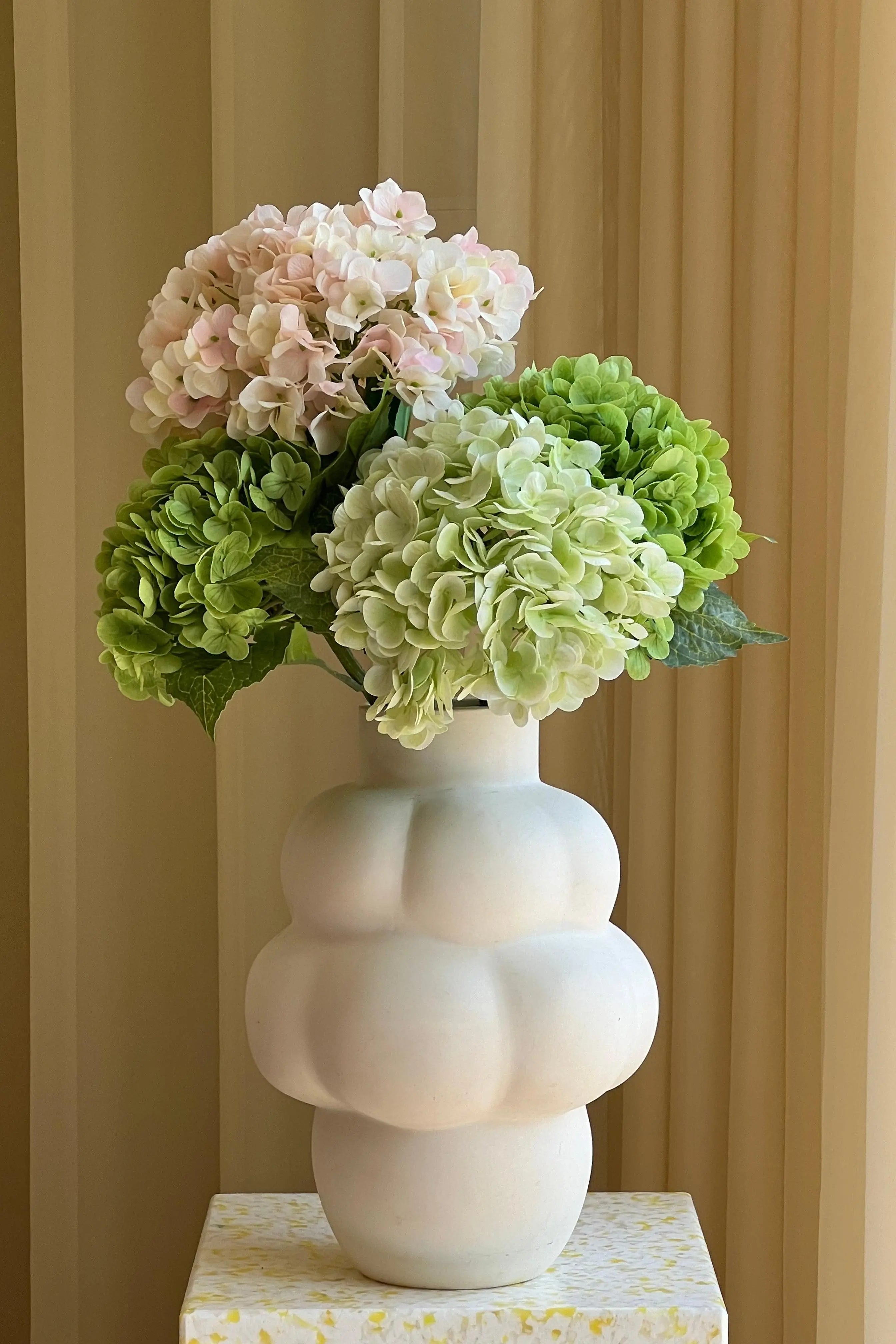 Delicate Hydrangea Harmony Bouquet Studio Hafnia