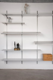 Detra Aluminium Hyldesystem – 6 Hylder + 2 Skråhylder (1960 / 1380 / 800 mm) Detra