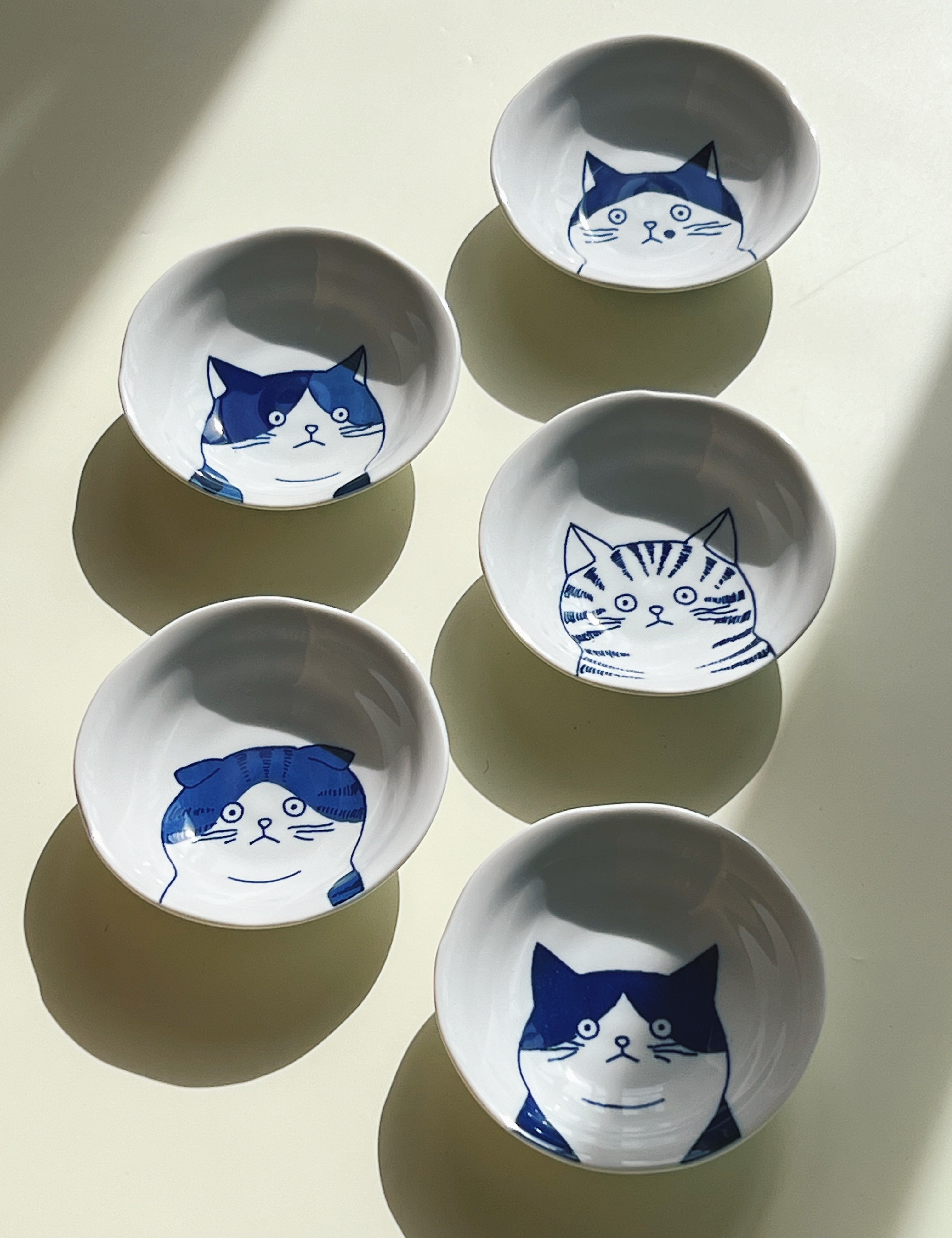 Japansk skål med blå kat | 5 forskellige slags | 13.5 cm Studio Hafnia