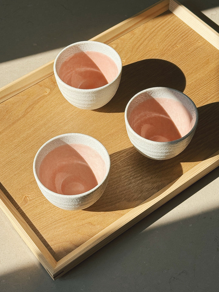 Japansk tekop i hvid og rosa keramik | 160 ml Studio Hafnia