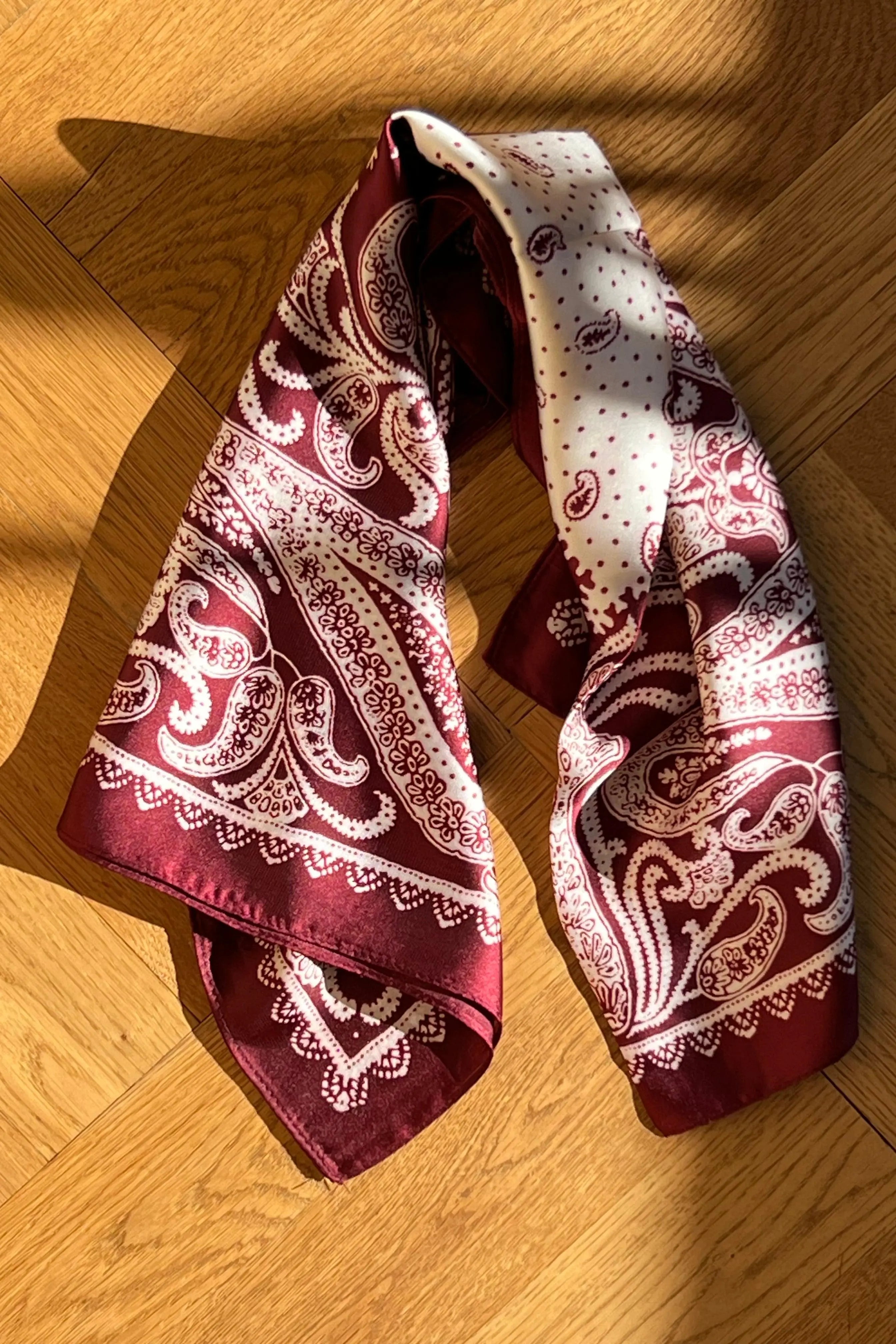 Hvid | 70 x 70 cm Studio Hafnia