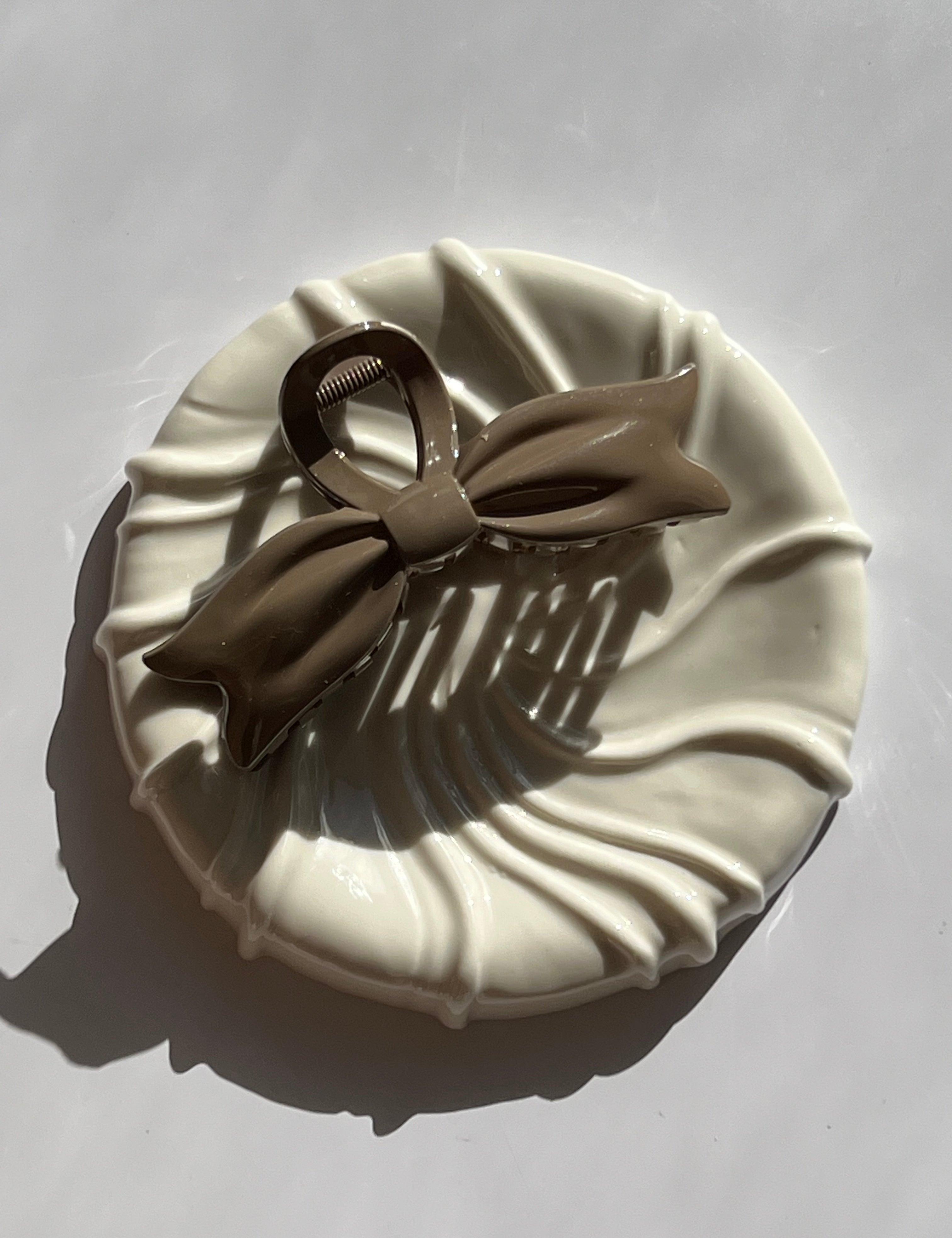 Sløjfe hårklemme 12 cm | 4 forskellige farver STUDIO HAFNIA