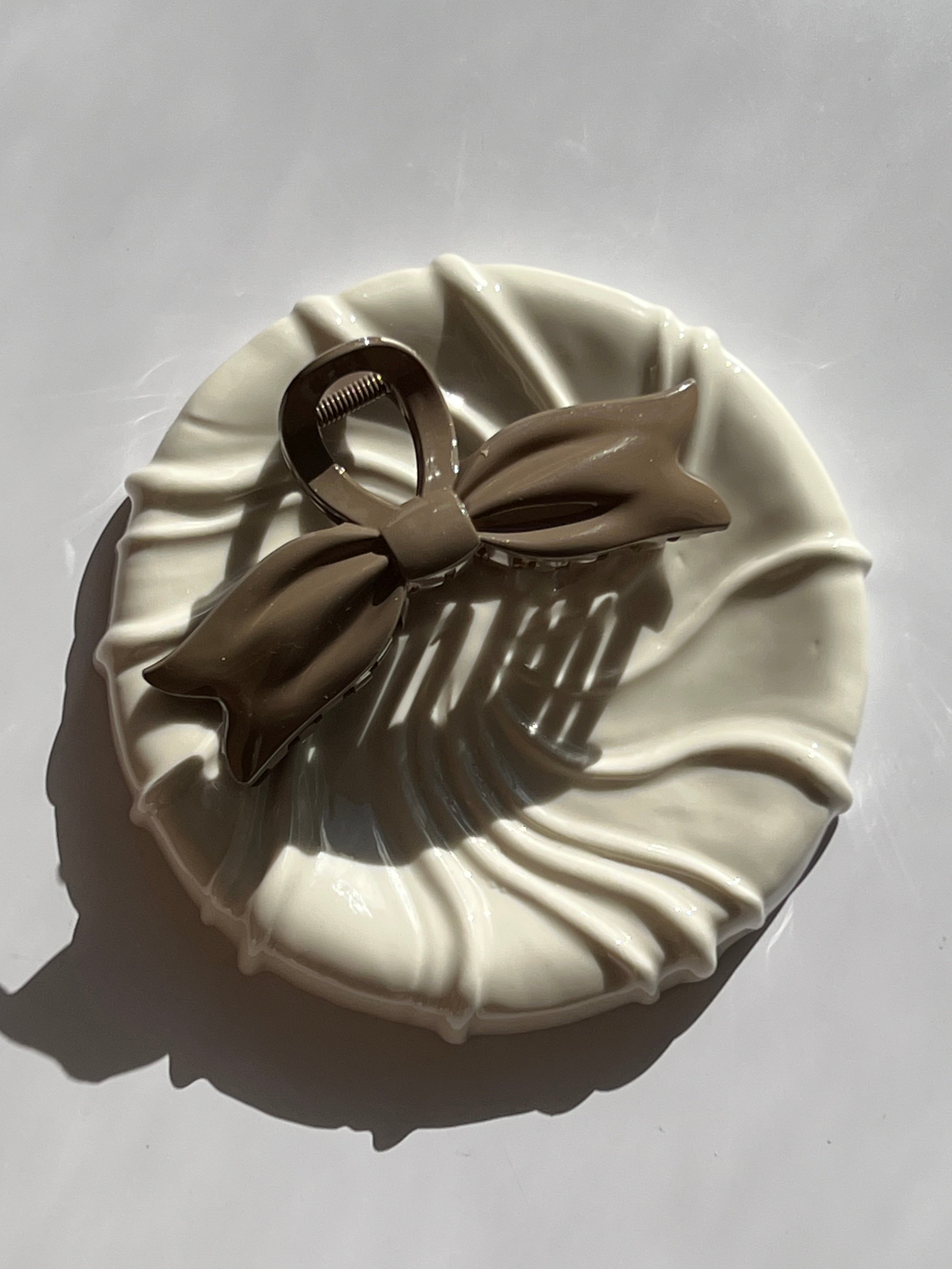 Sløjfe hårklemme 12 cm | 4 forskellige farver STUDIO HAFNIA