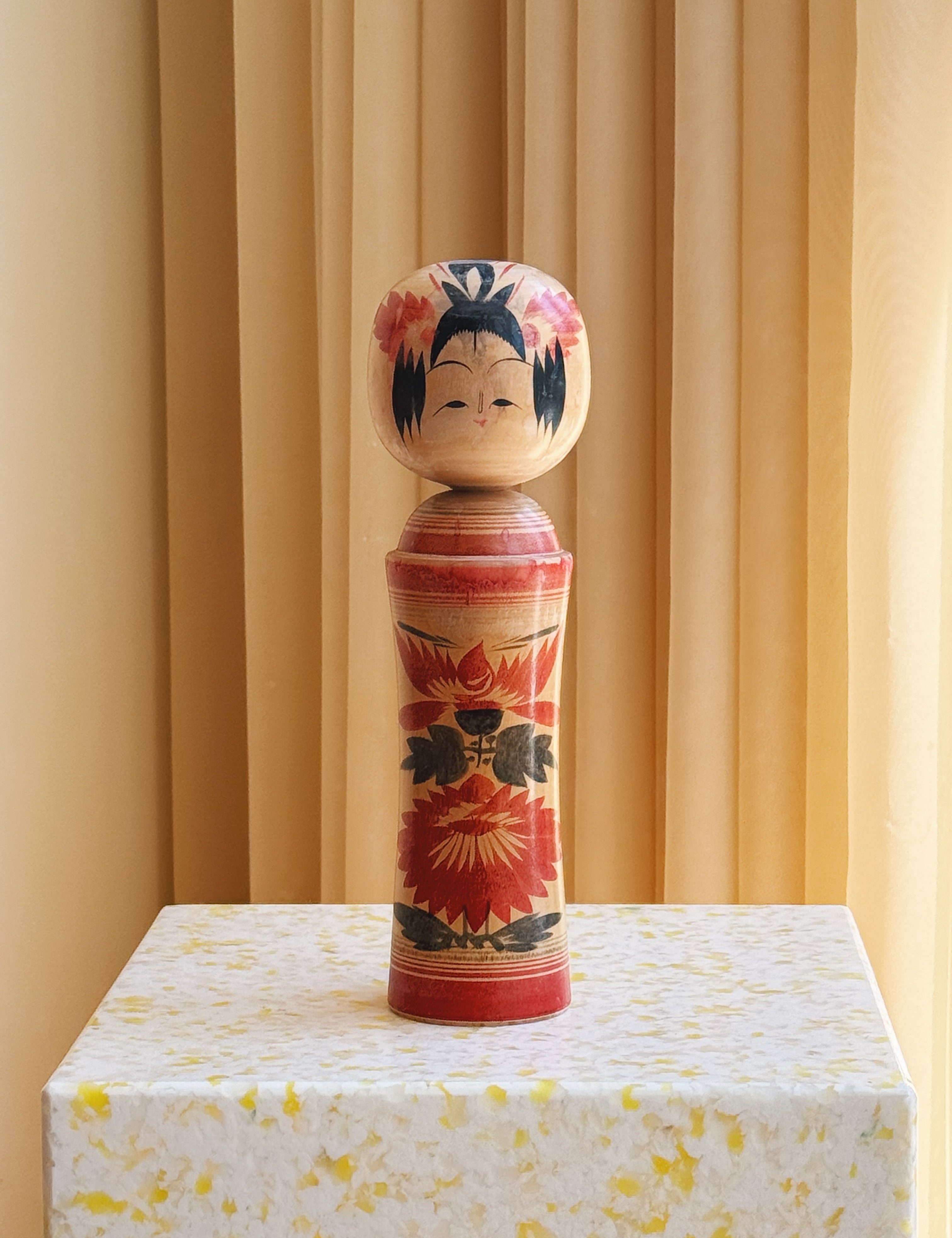 Vintage Kokeshi Dukke Nr. 173 fra Japan – Håndlavet | H28 cm Studio Hafnia