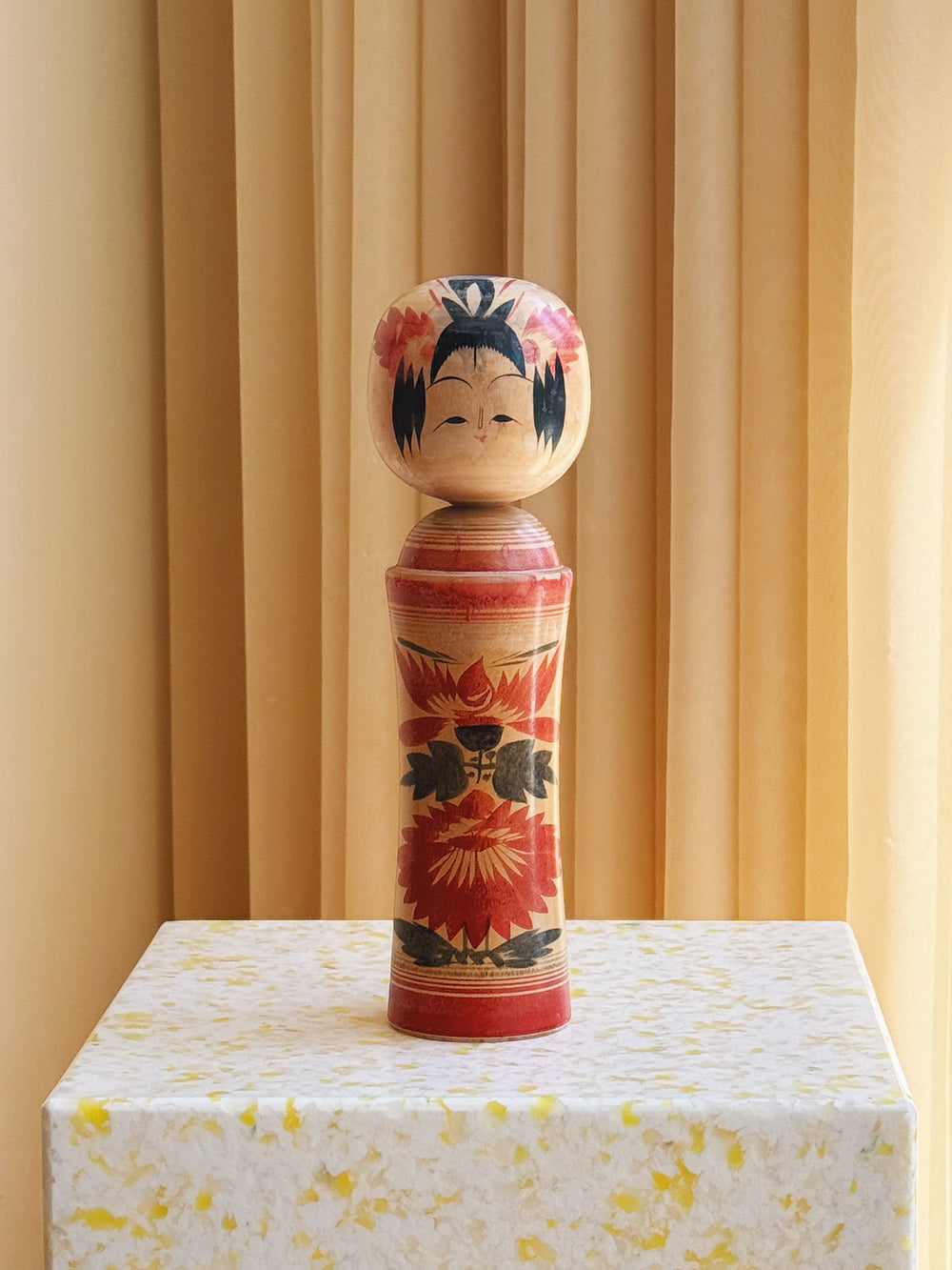 Vintage Kokeshi Dukke Nr. 173 fra Japan – Håndlavet | H28 cm Studio Hafnia