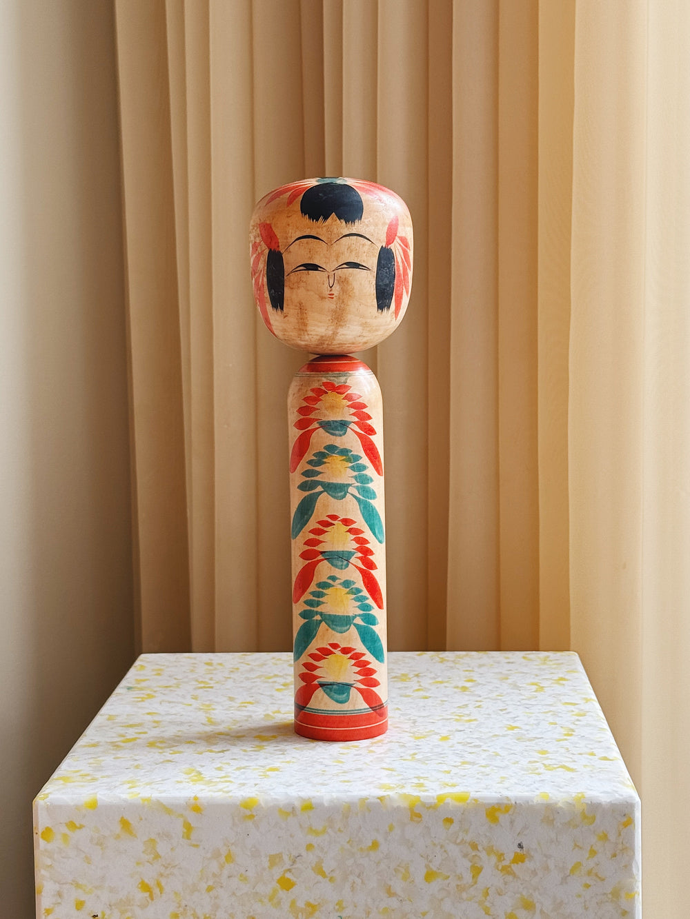 Vintage Kokeshi Dukke Nr. 192 fra Japan – Håndlavet | H31 cm Studio Hafnia