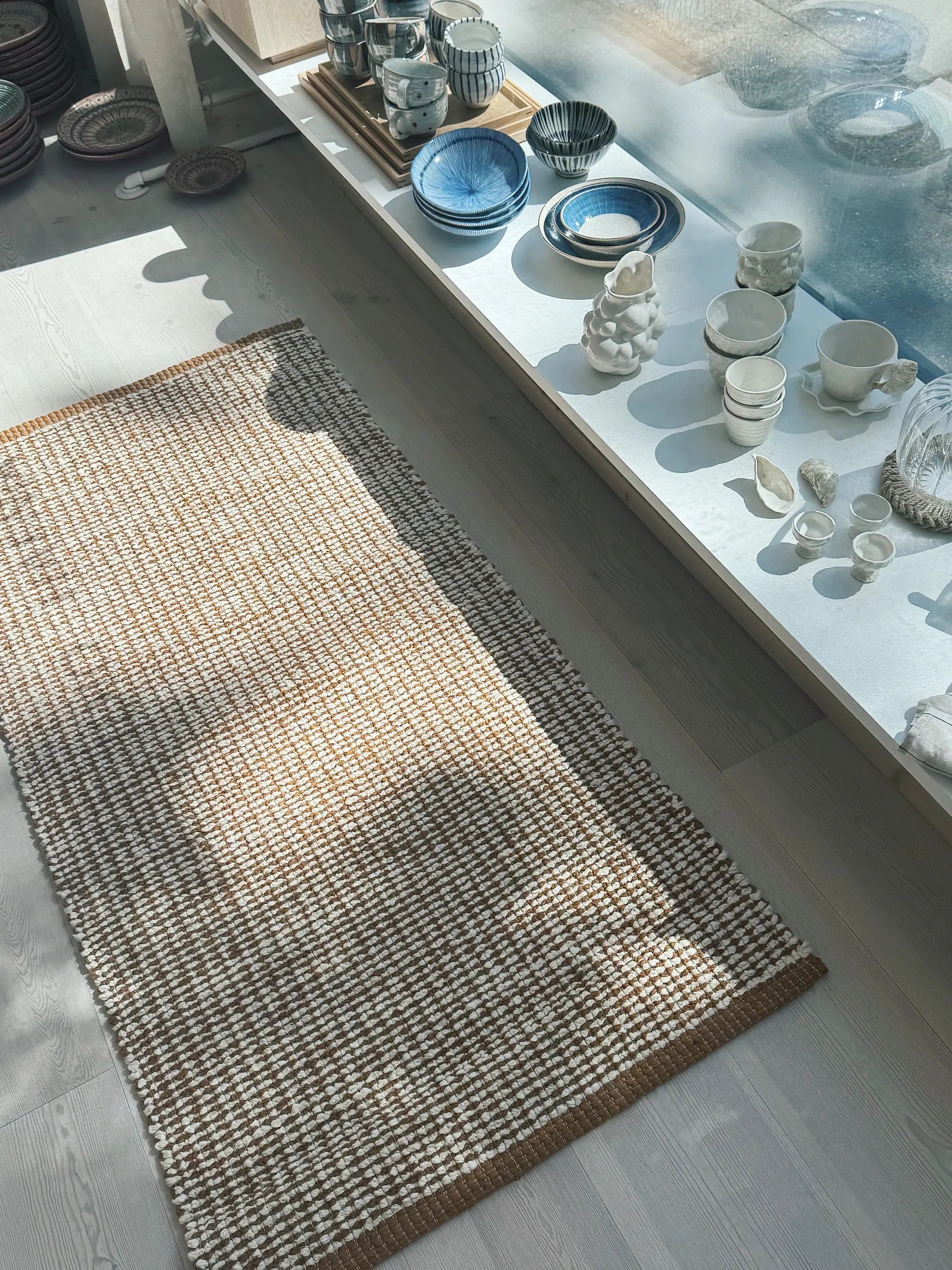 Gulvtæppe i bomuld | Beige/saffron 70x140 cm Studio Hafnia