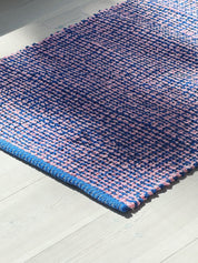 Blå/pink bomuldstæppe, 70x140 cm, Studio Hafnia