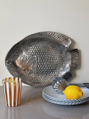 Håndblæst Murano Glas i Gio Ponti Stil med Lys Saltkaramel og Hvide Striber Studio Hafnia