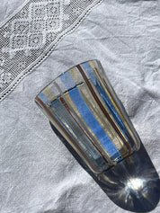 Håndblæst Murano Glas med Blå, Gule, Hvide og Brune Striber Studio Hafnia