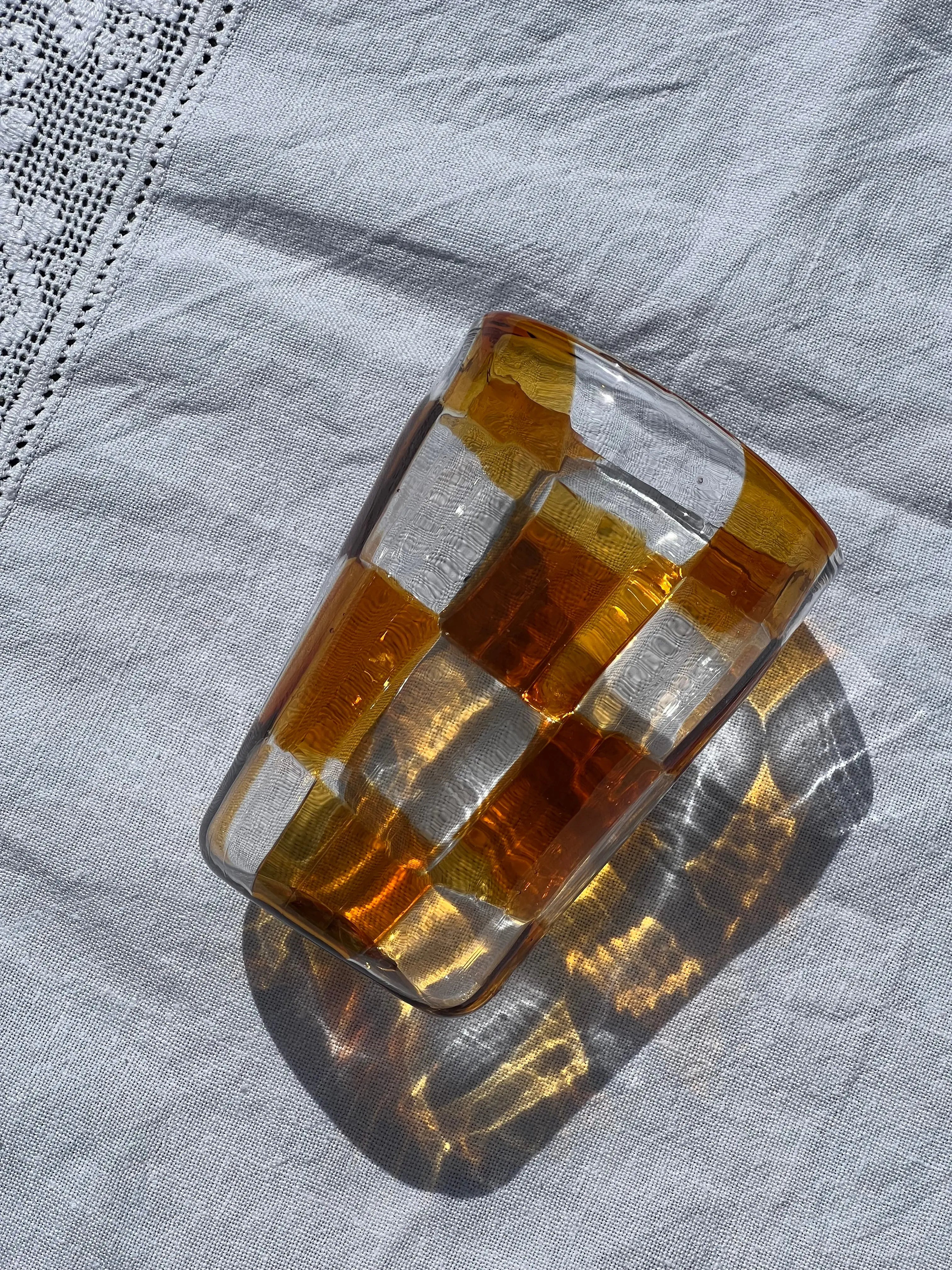 Håndblæst Murano Glas med skaktern i topasfarvet (gylden gul) Studio Hafnia