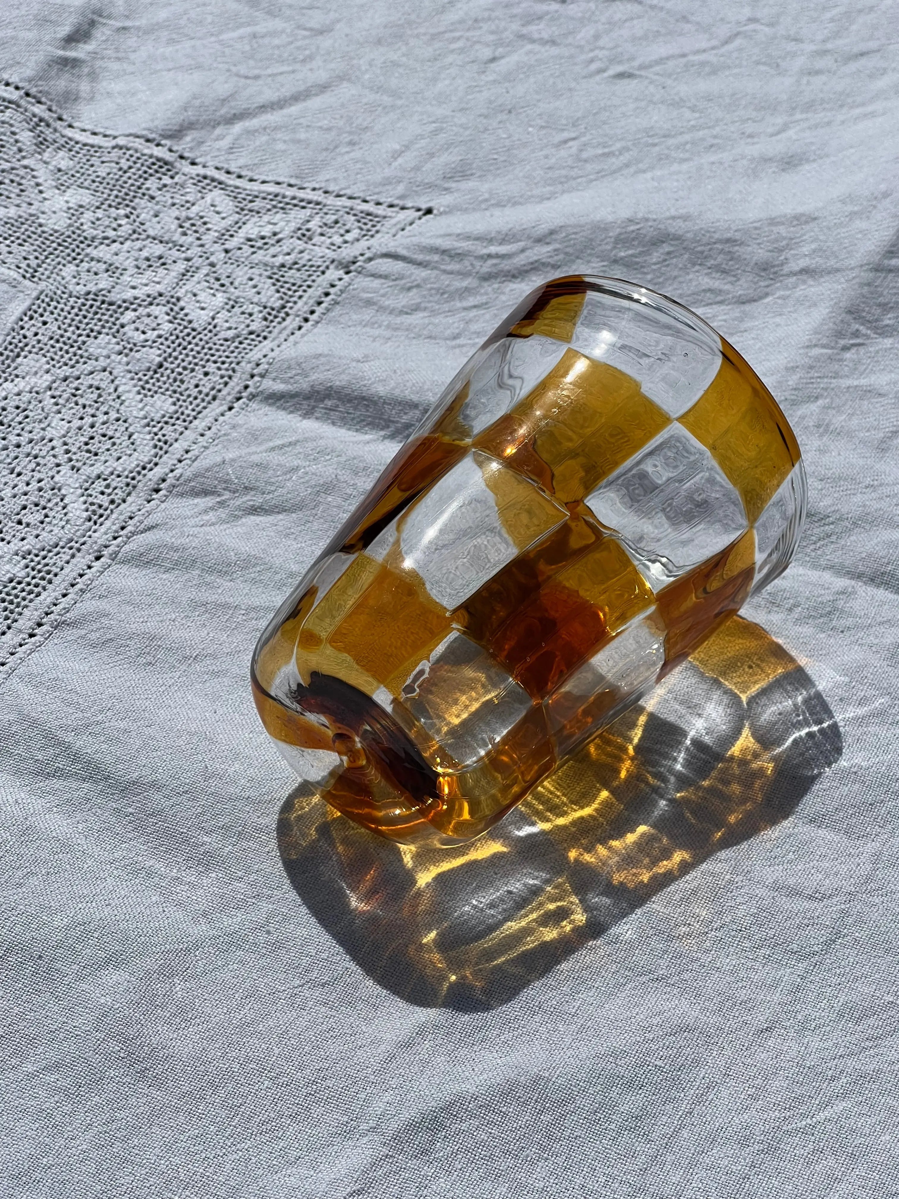 Håndblæst Murano Glas med skaktern i topasfarvet (gylden gul) Studio Hafnia