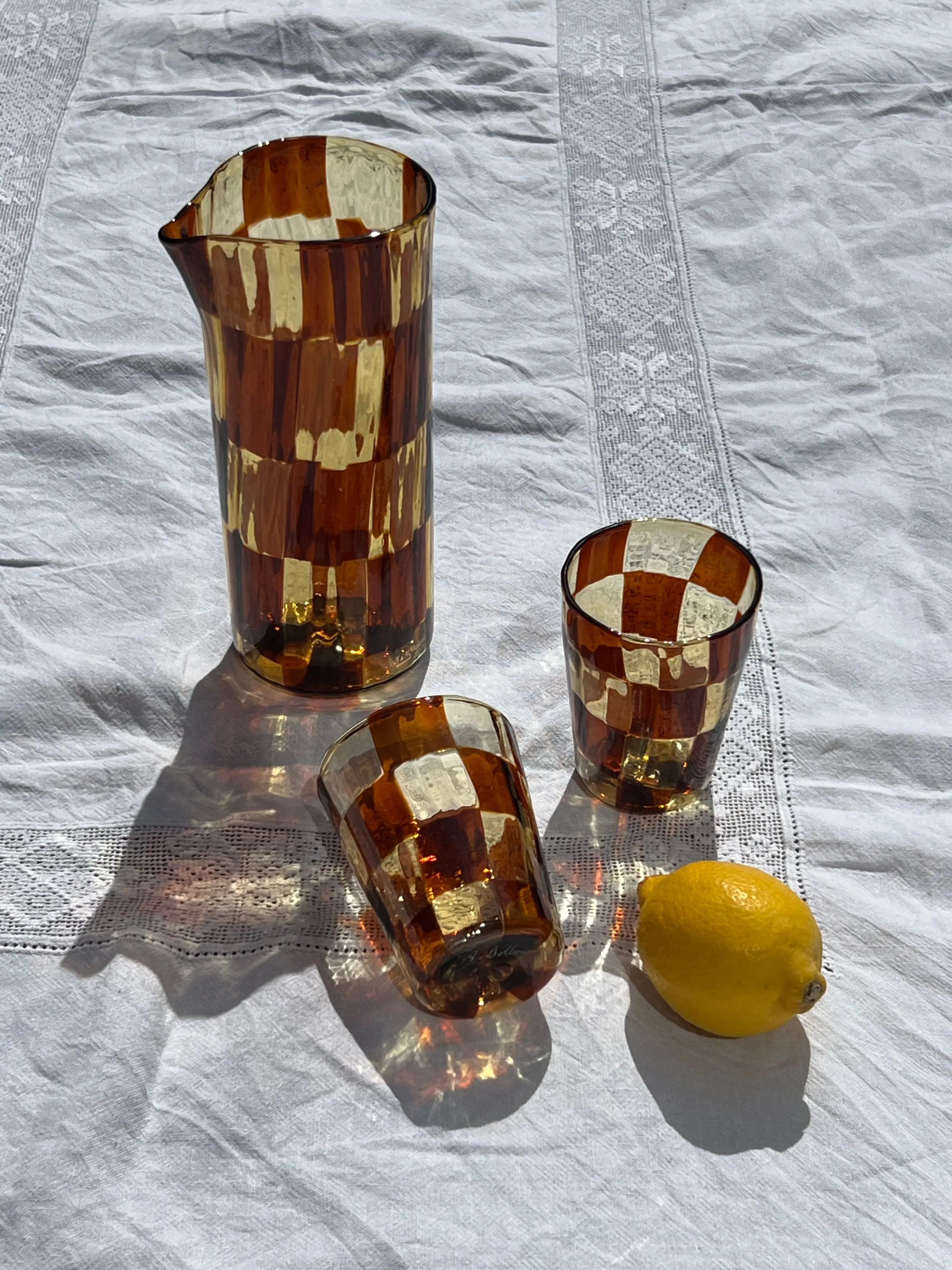 Håndblæst Murano Karaffel i Glas med Skaktern i Lysebrun/karamel og Mørkebrun Studio Hafnia