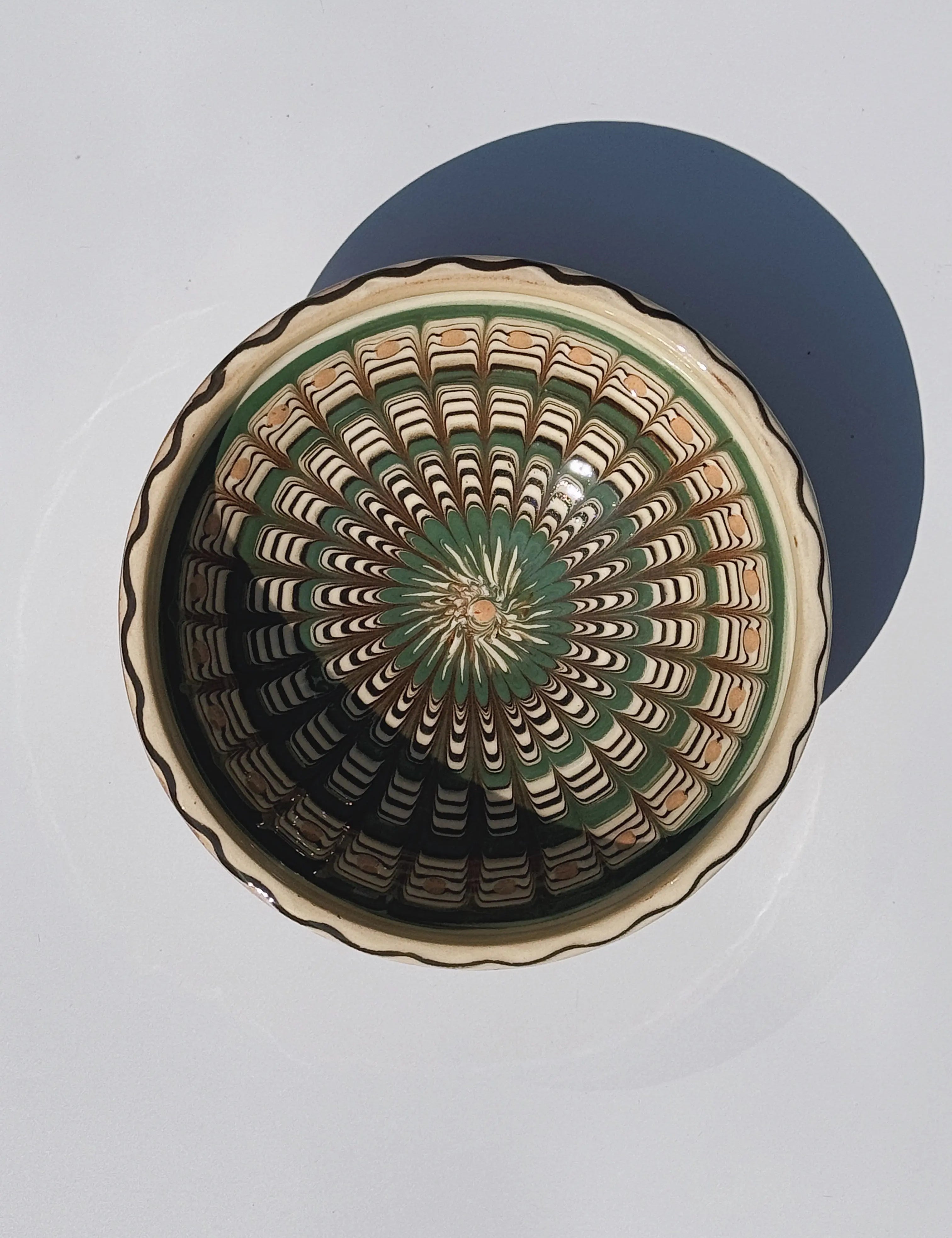 Håndlavet Horezu Skål | No. 08 | Ø 25 cm Studio Hafnia