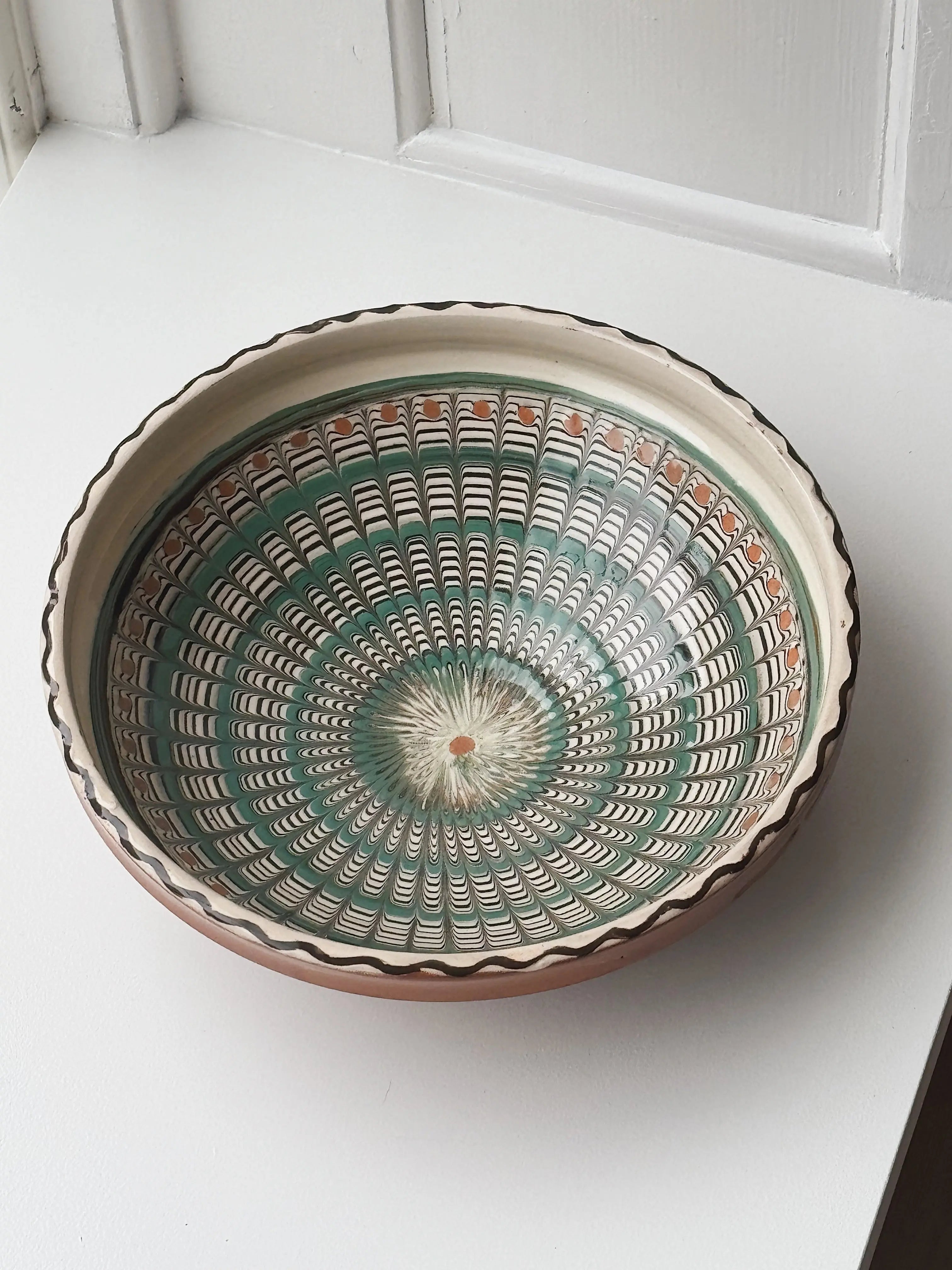 Håndlavet Horezu Skål | No. 08 | Ø 25 cm Studio Hafnia