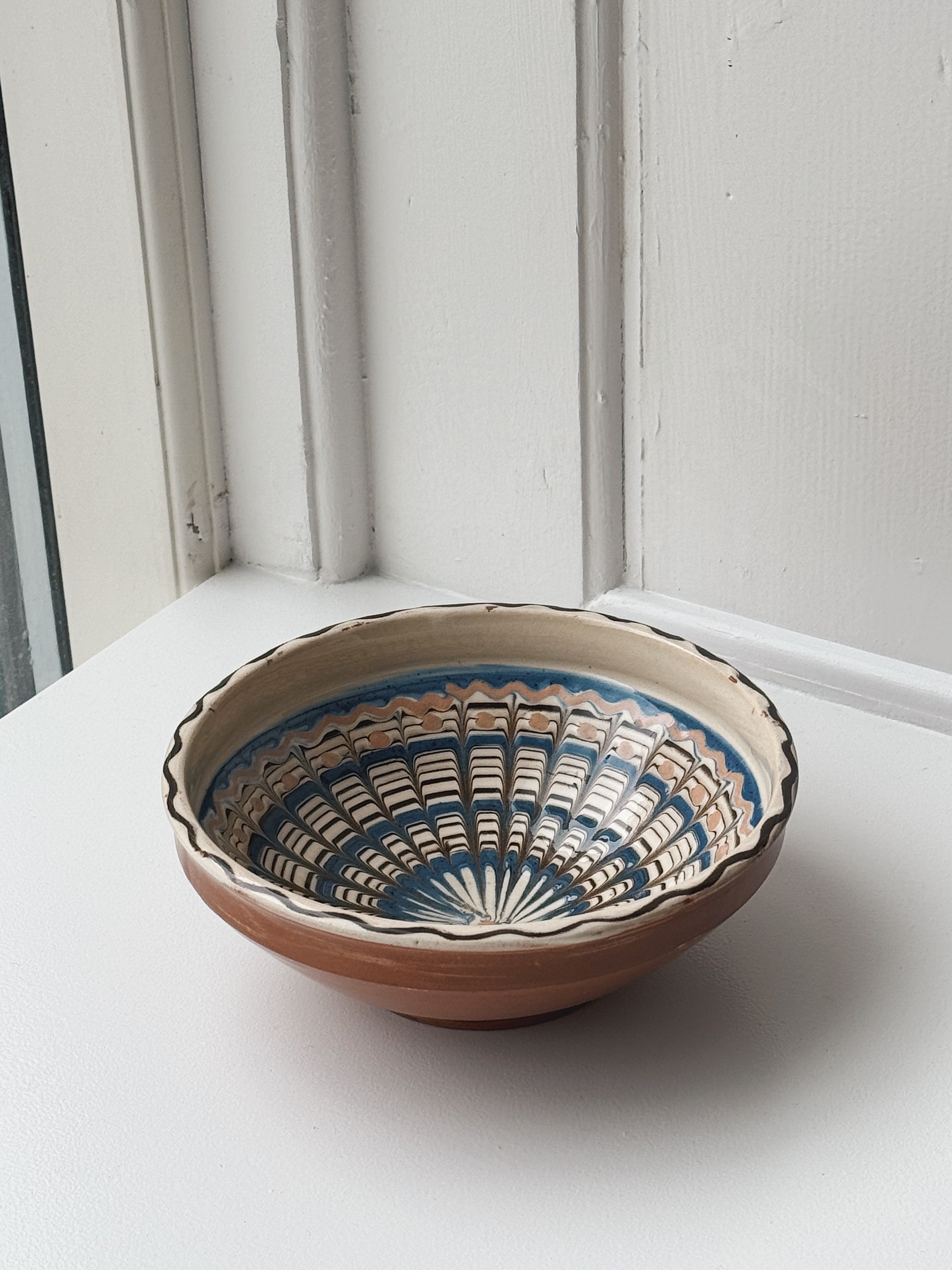 Håndlavet Horezu Skål | No. 09 | Ø 17 cm Studio Hafnia