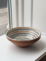 Håndlavet Horezu Skål | No. 09 | Ø 25 cm Studio Hafnia