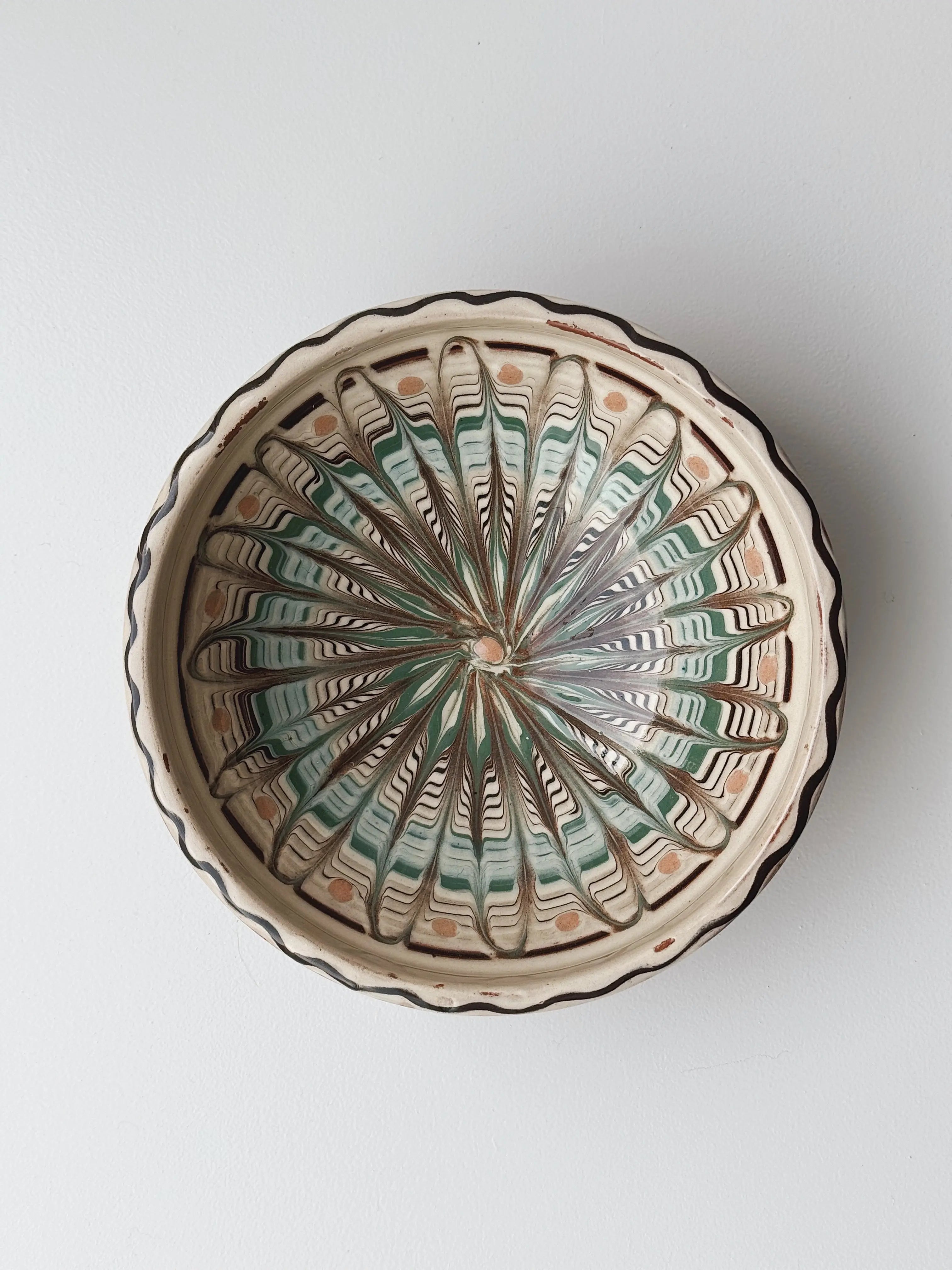 Håndlavet Horezu Skål | No. 11 | Ø 17 cm Studio Hafnia