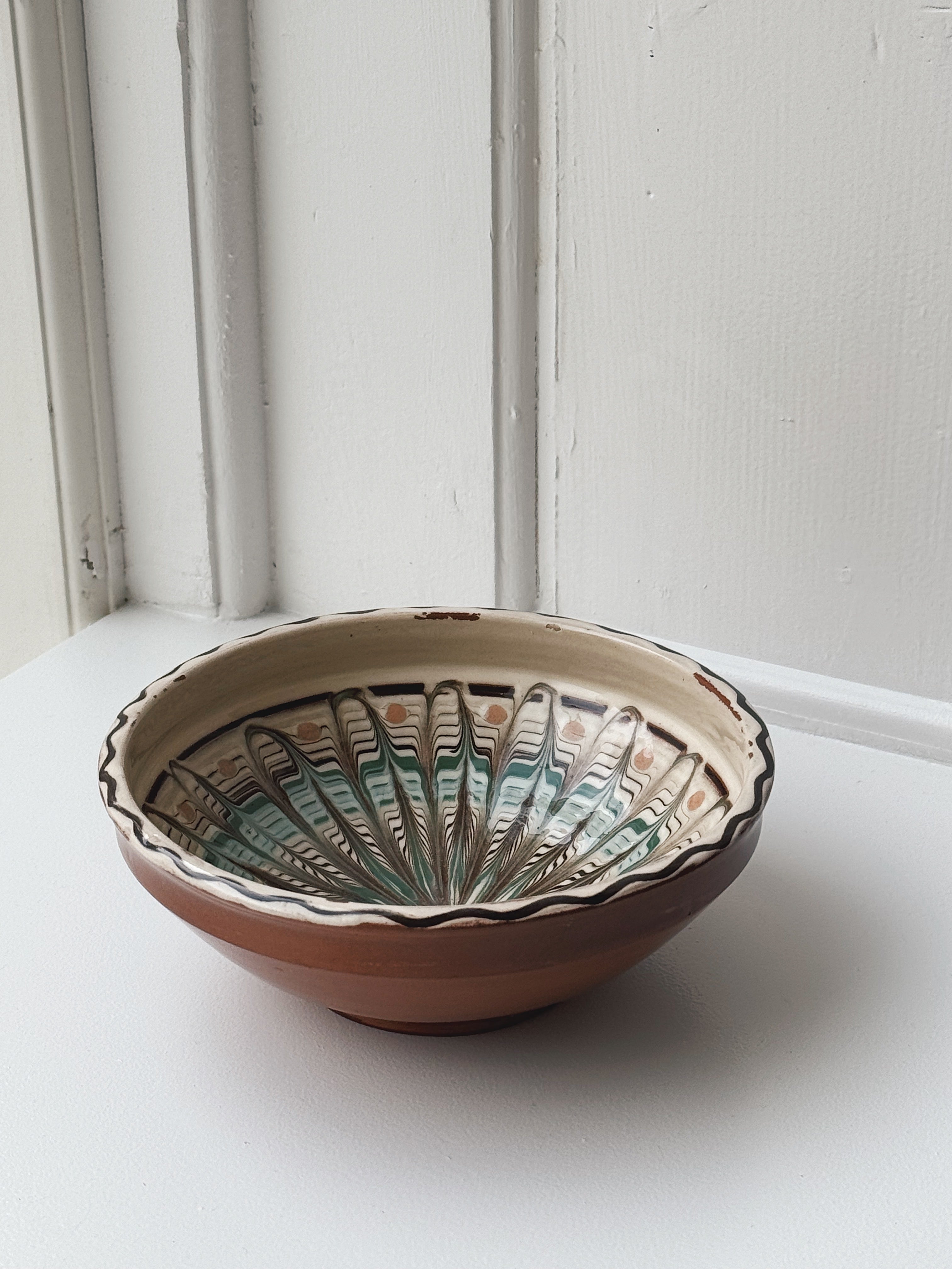 Håndlavet Horezu Skål | No. 11 | Ø 17 cm Studio Hafnia