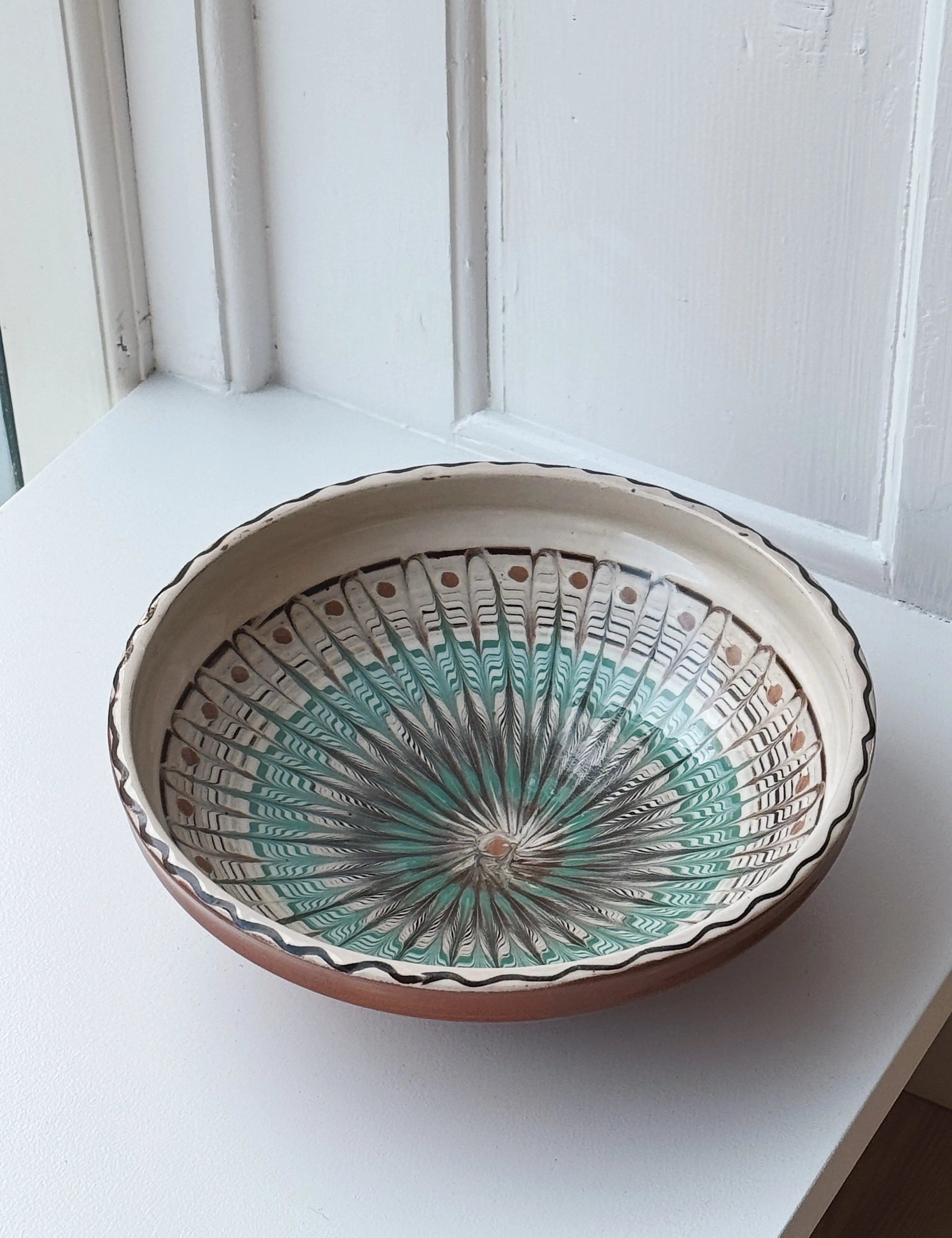 Håndlavet Horezu Skål | No. 11 | Ø 25 cm Studio Hafnia