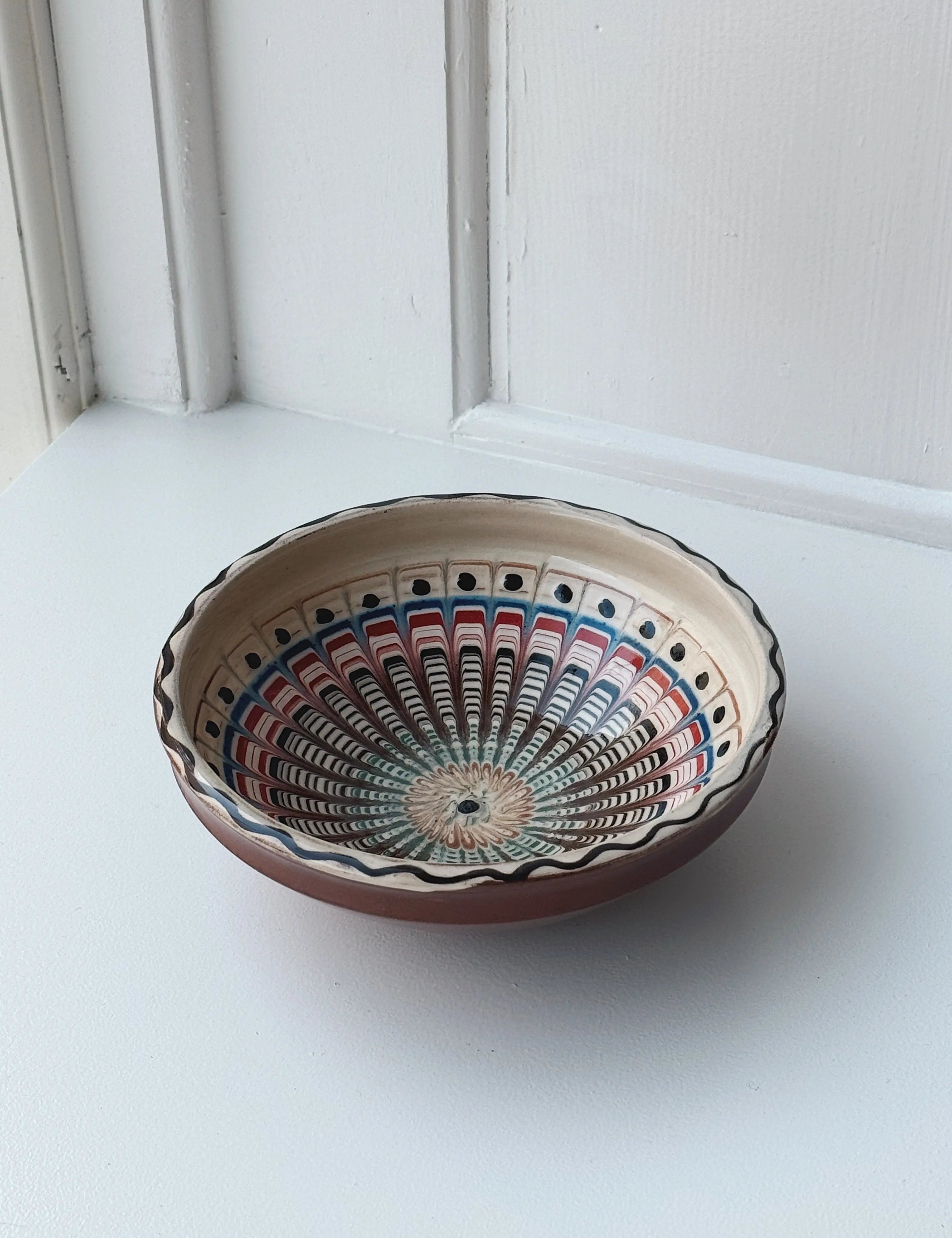 Håndlavet Horezu Skål | No. 12 | Ø 17 cm Studio Hafnia