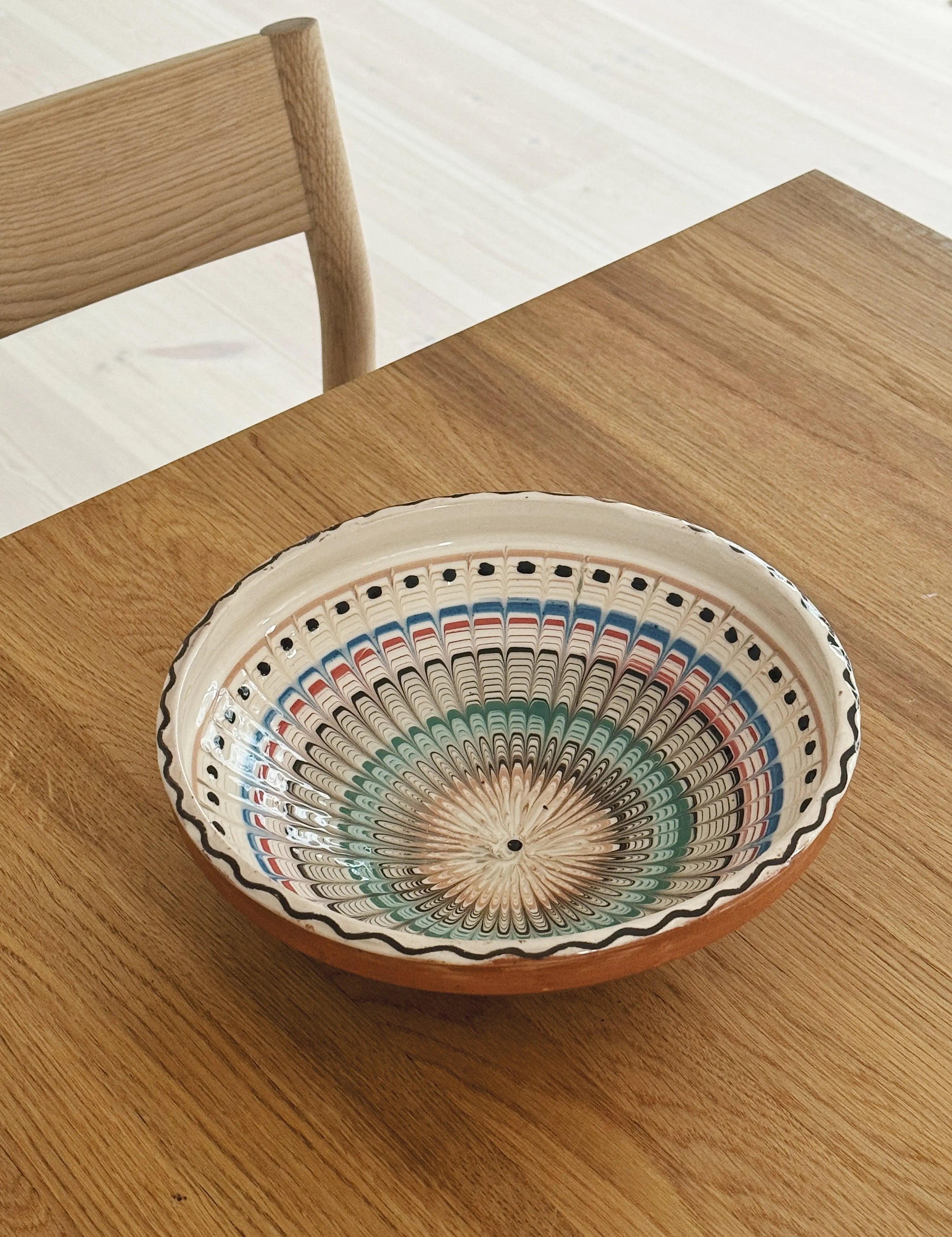 Håndlavet Horezu Skål | No. 12 | Ø 25 cm Studio Hafnia