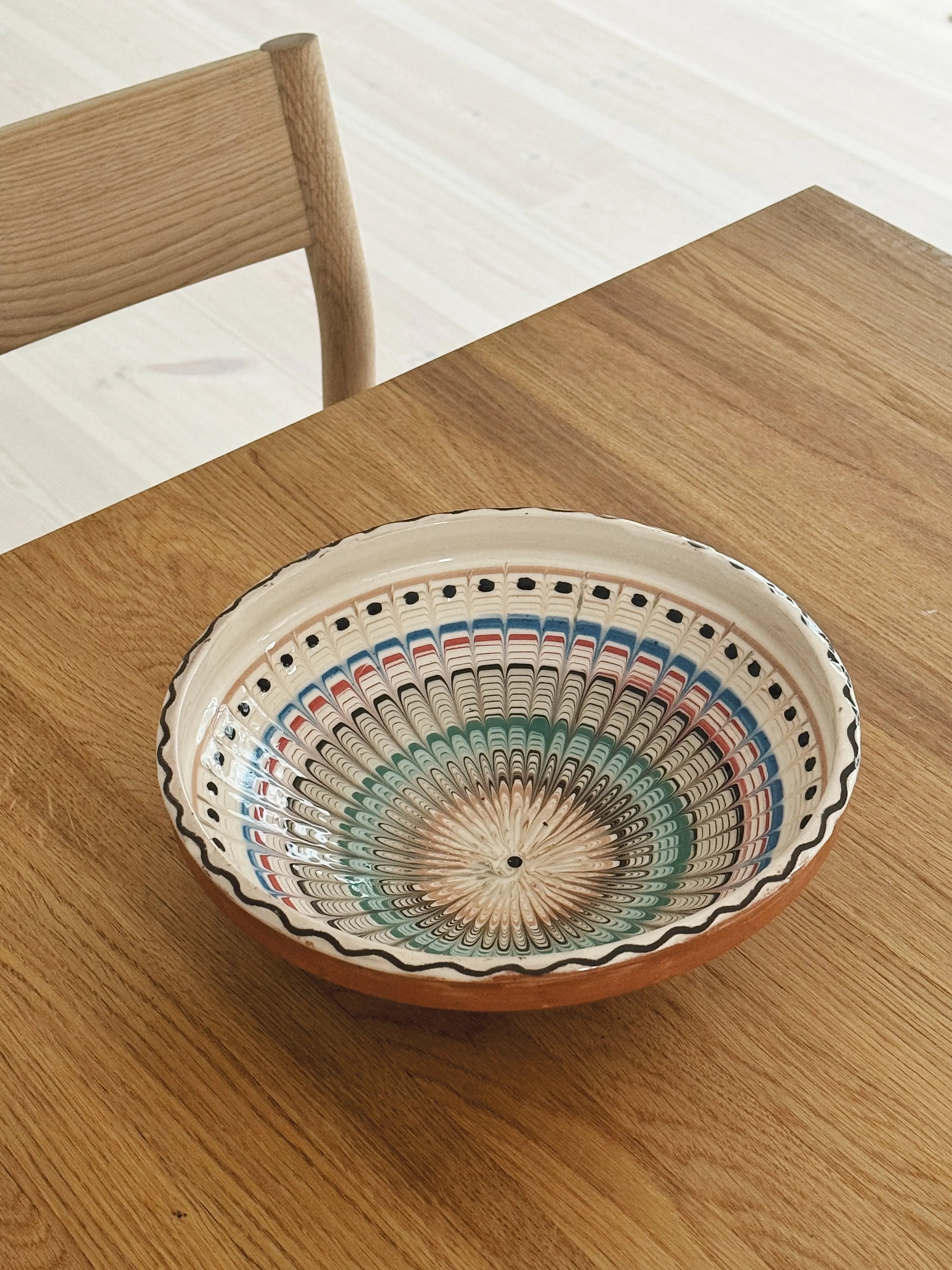 Håndlavet Horezu Skål | No. 12 | Ø 25 cm Studio Hafnia