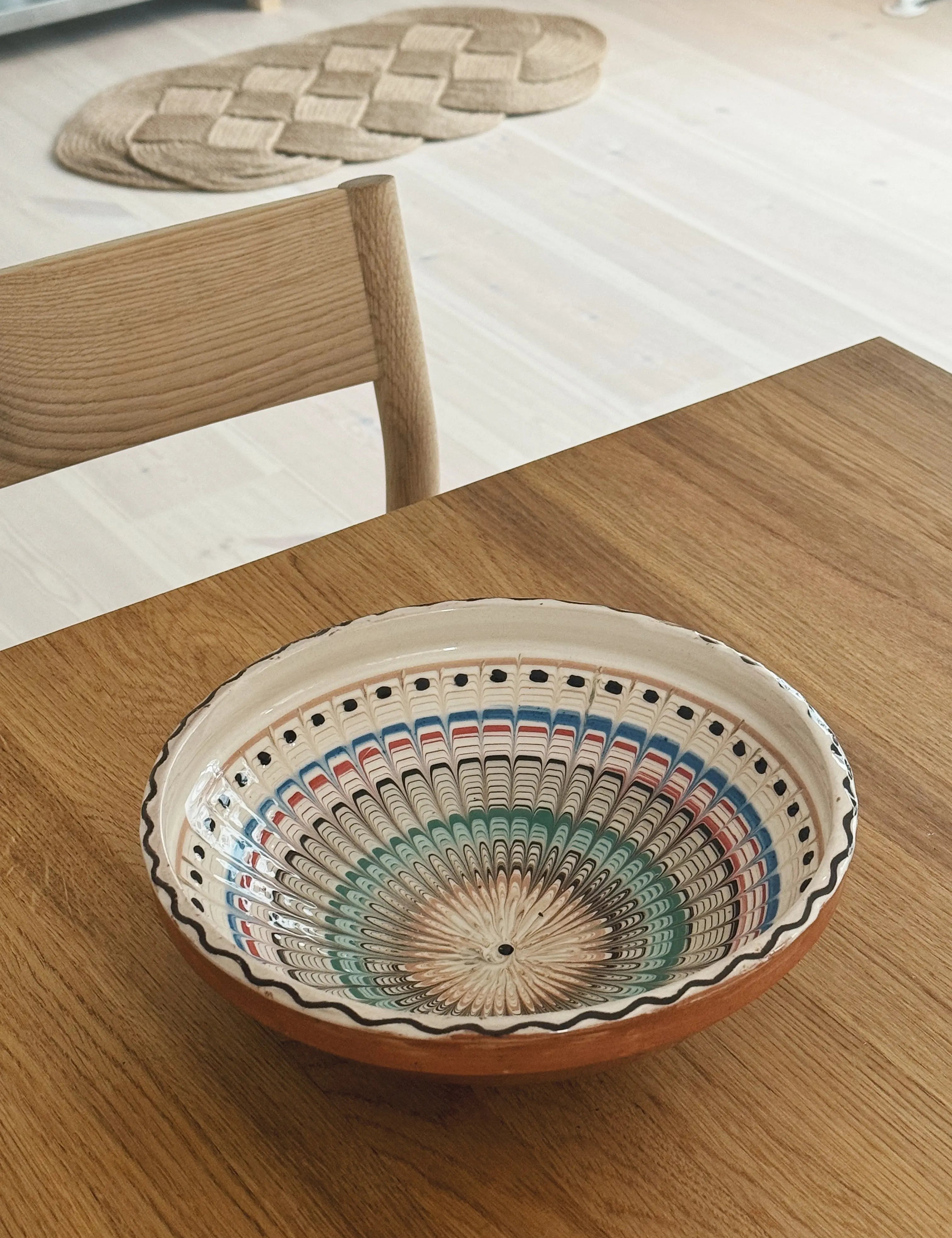 Håndlavet Horezu Skål | No. 12 | Ø 25 cm Studio Hafnia