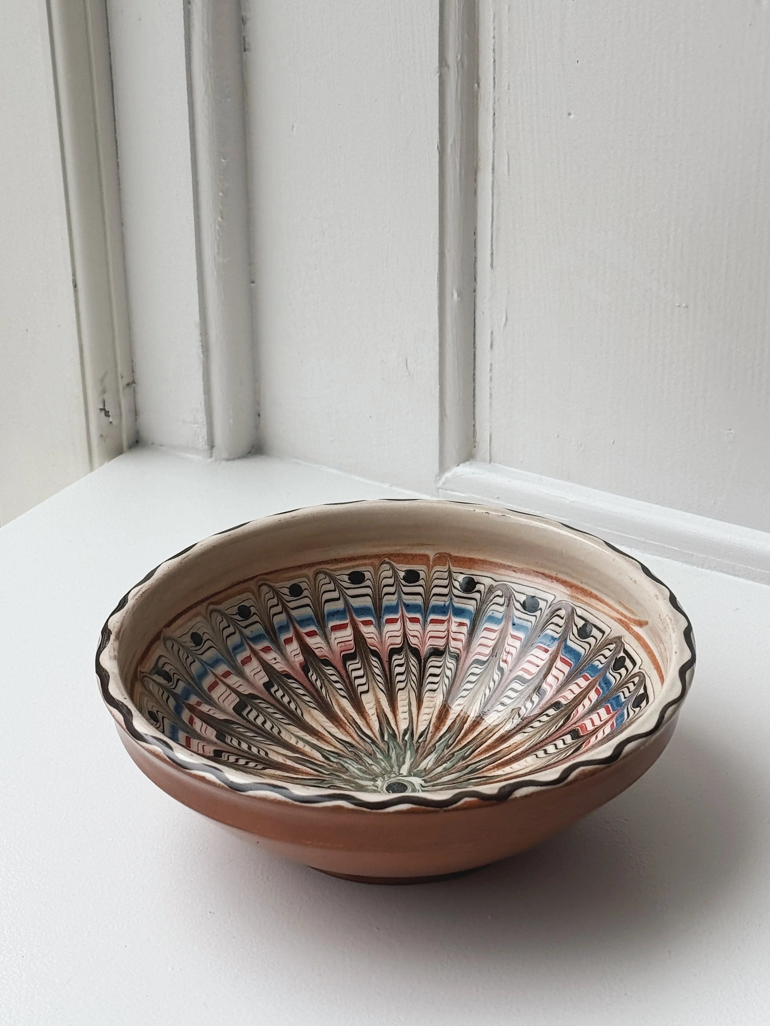 Håndlavet Horezu Skål | No. 13 | Ø 17 cm Studio Hafnia